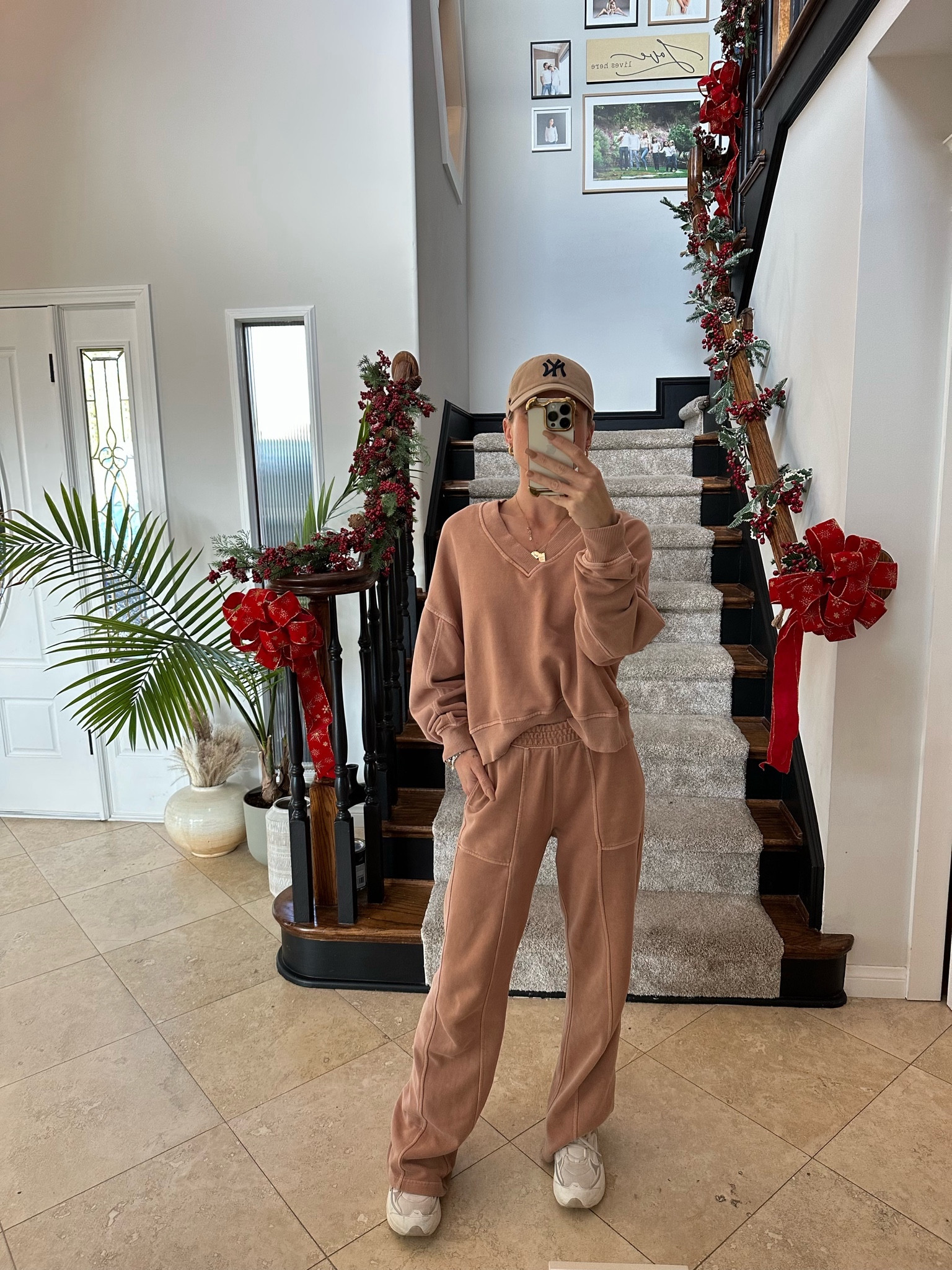 Favorite Aerie outfit! So comfy & perfect for casual days. 

#LTKHoliday #LTKSeasonal #LTKstyletip