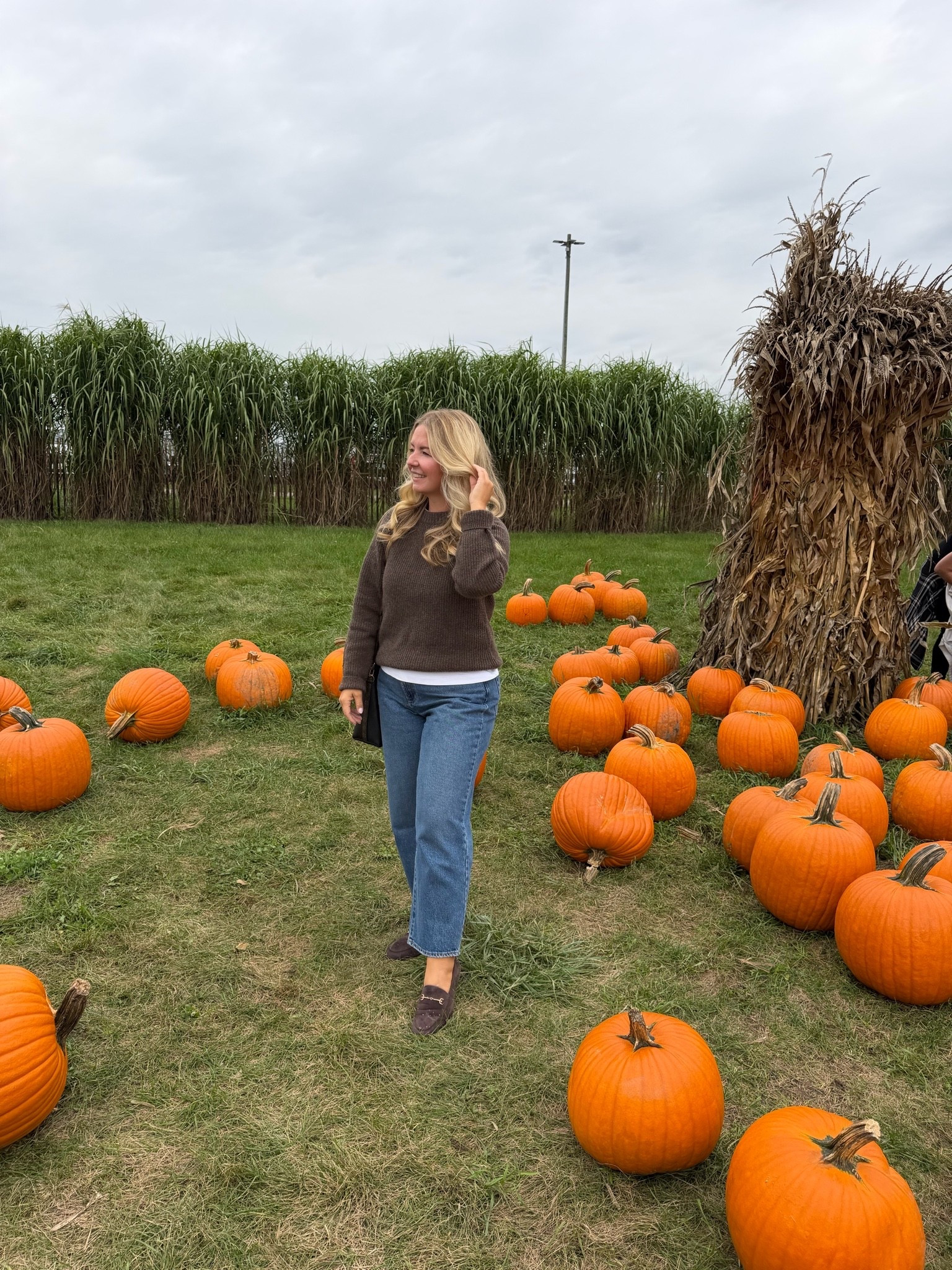 Pumpkin patch OOTD 🎃🍂🤎 The perfect easy fall outfit — cozy brown sweater, relaxed denim + the cutest loafers. Comfortable enough for a day with the kids but still feels put together. Linking my whole look! ✨

#LTKootd