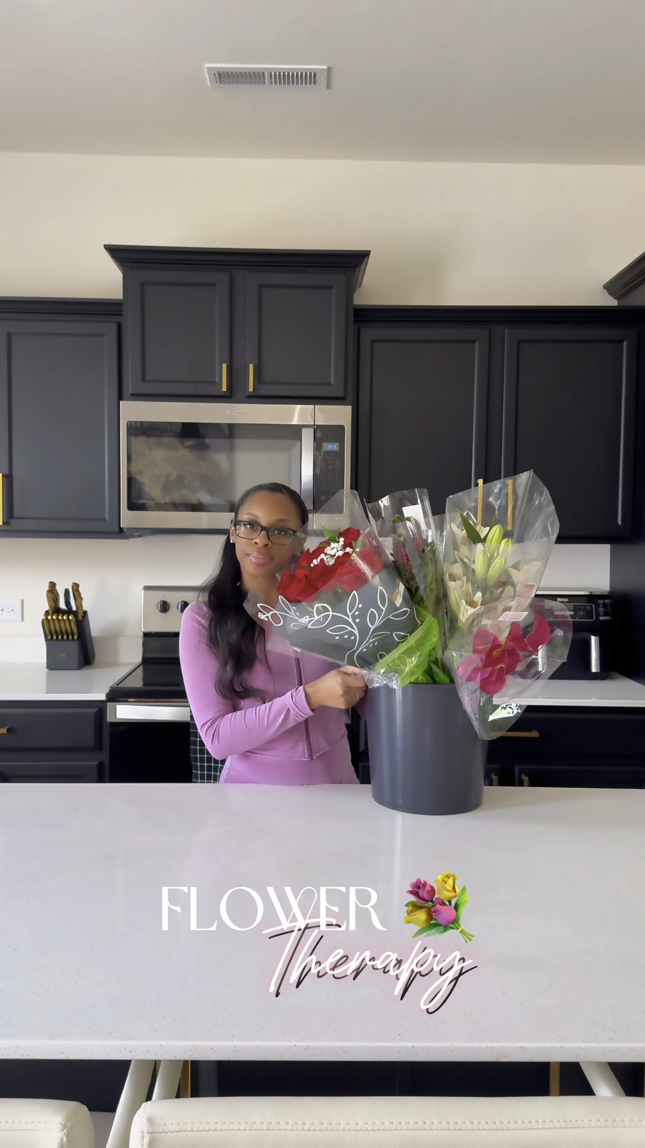 Making fresh floral arrangements for my home 💐 Creating these are so therapeutic for me! 🥰

#LTKSeasonal #LTKhome