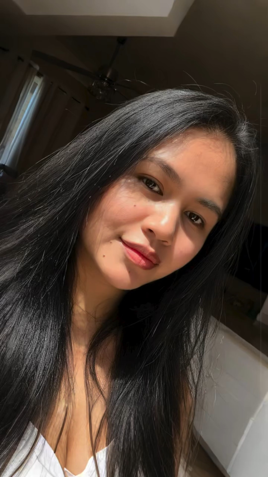 Played with light makeup today with @cielecosmetics &  @beautytapofficial. I love how both products I used have SPF. 

🌺Primer - Prime and Protect SPF 30
🌺Tinted Serum(Medium Tan) - Tint and Protect SPF 50

#gifted #beautytap #makeup #ciele #cielecosmetics