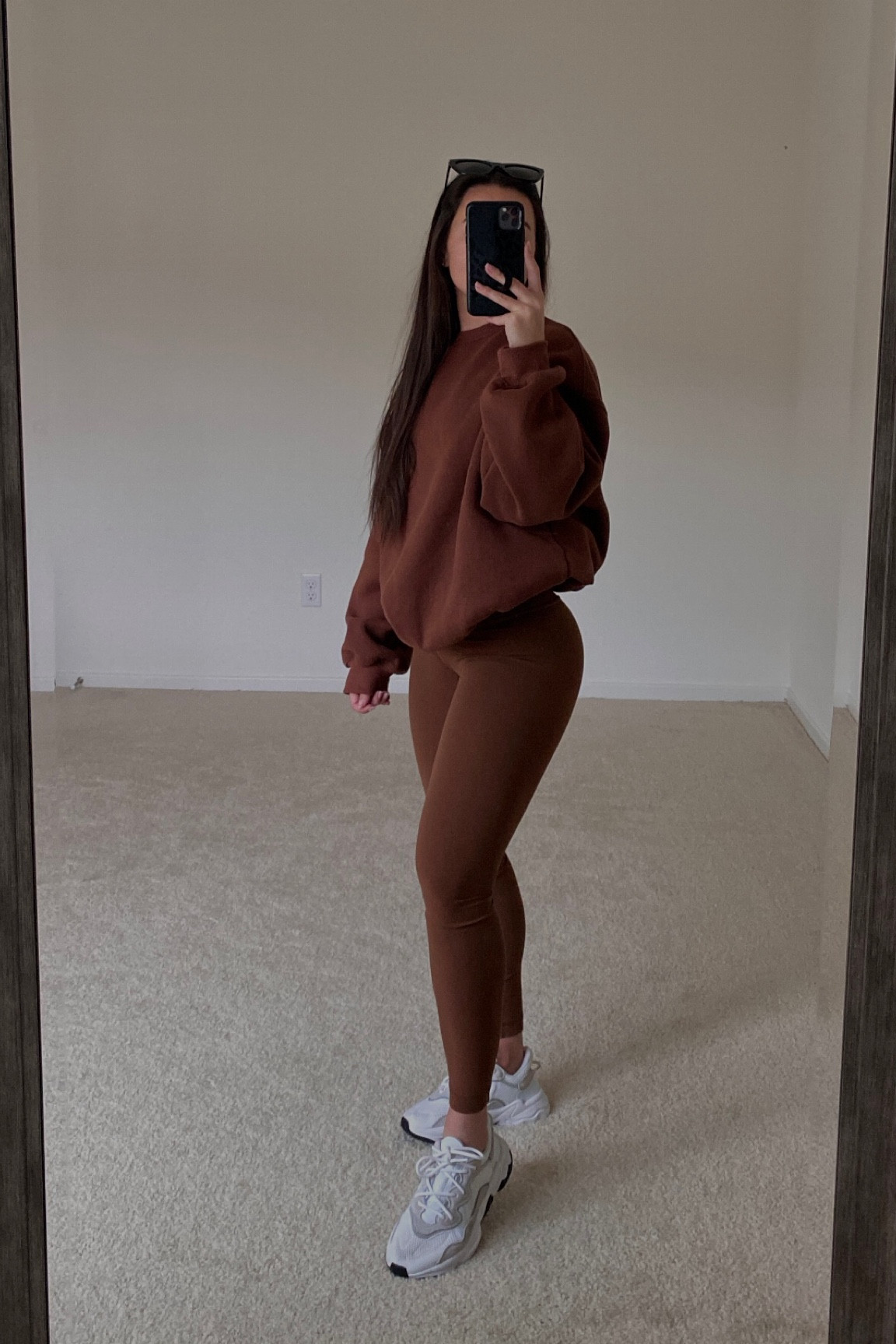 crew neck is VERY oversized! Size down if you don’t like that 🤎 wearing S crewneck & 2 in leggings

#LTKFind #LTKSeasonal #LTKfit