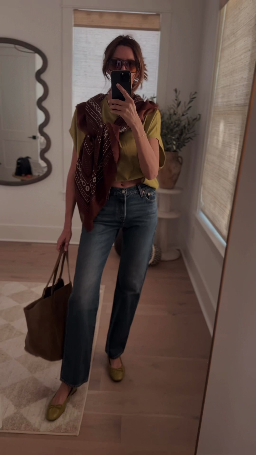 levi’s 501 forever // chartreuse + chocolate brown

#LTKgrwm #LTKootd #LTKOver40
