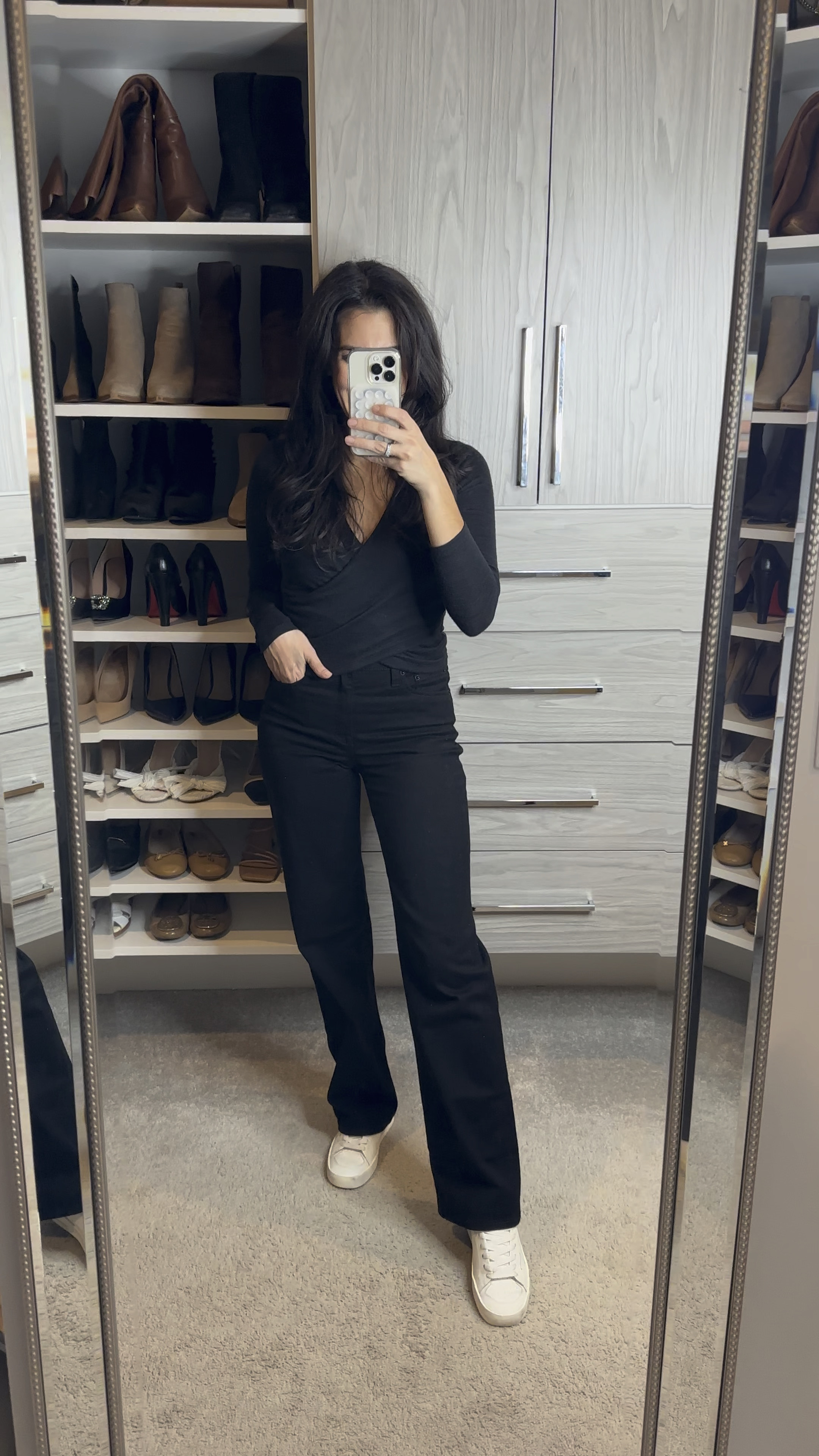 Casual outfit within golden goose sneaks and wide leg pants (size down) 

#LTKfindsunder100 #LTKfindsunder50