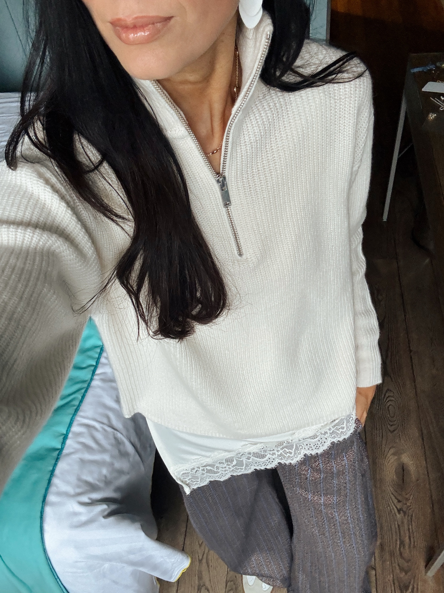 Loving bundling up this cashmere sweater. so soft, on trend and easy to wear. Right about $100 makes it an easy yes. Fit is tts. 
@onequince #quincepartner

