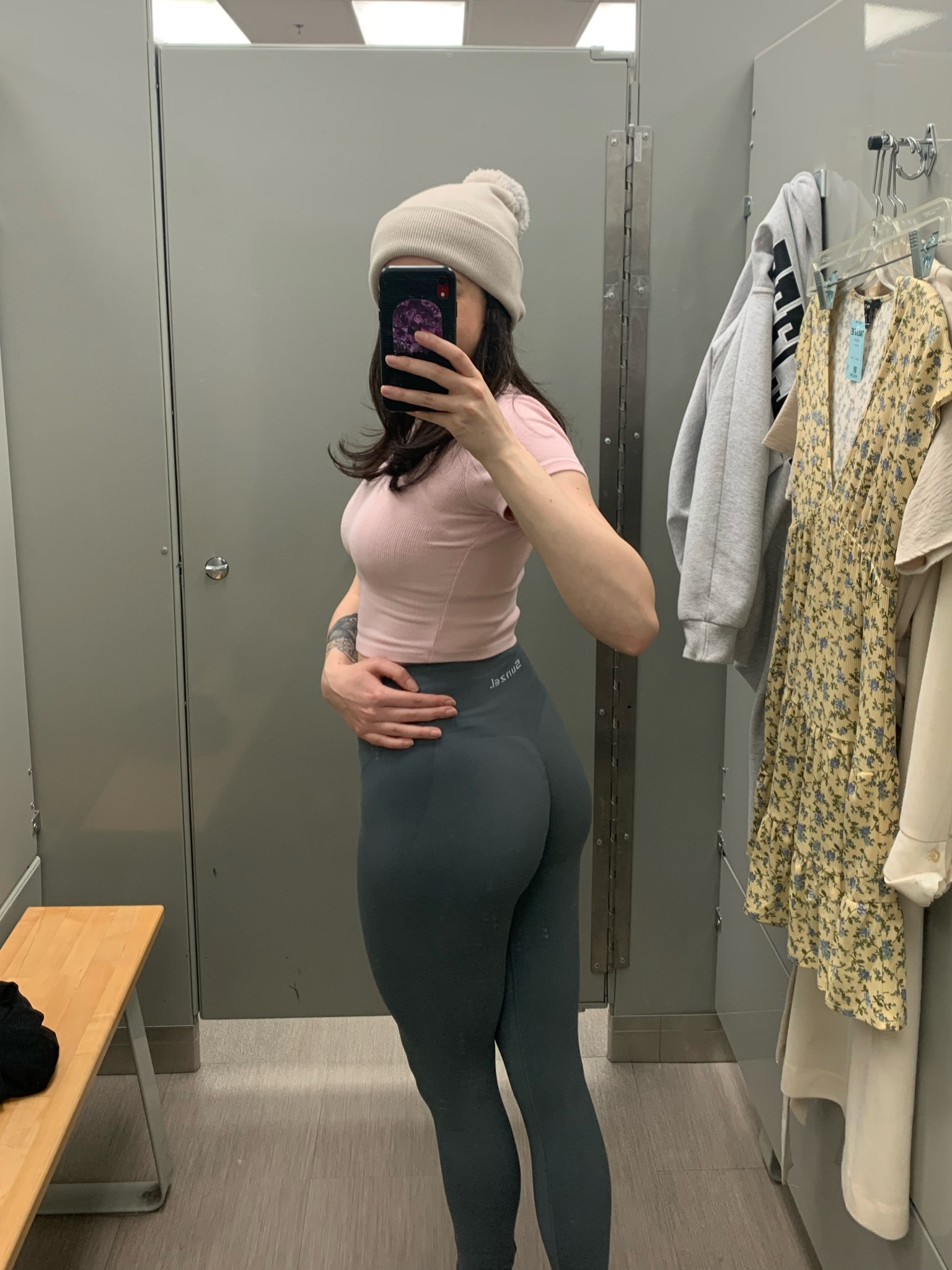 sunzel scrunch leggings are 🔥wearing size small ! Super stretchy + comfy 💕

#LTKcanada #LTKfitness