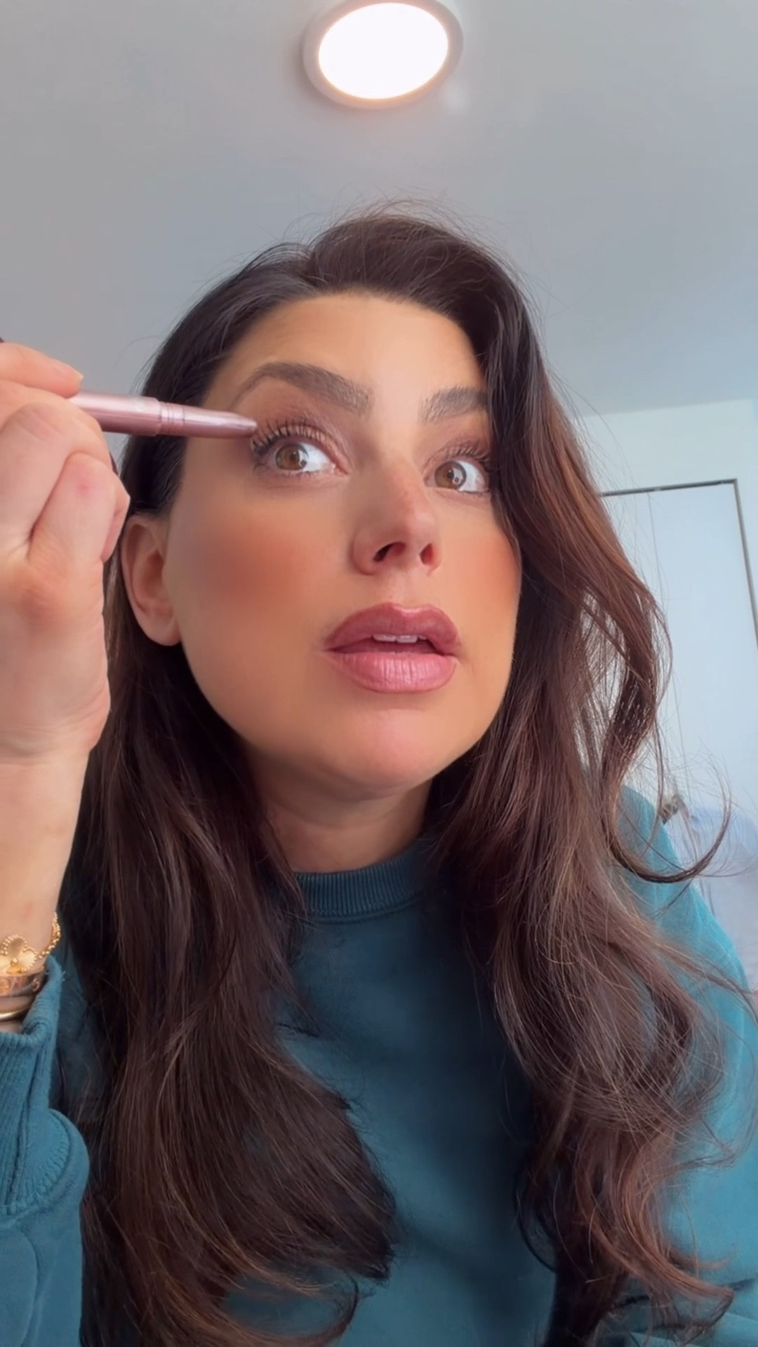 No makeup lazy girl makeup look but still glam 

#LTKBeauty #LTKmomlife #LTKHoliday