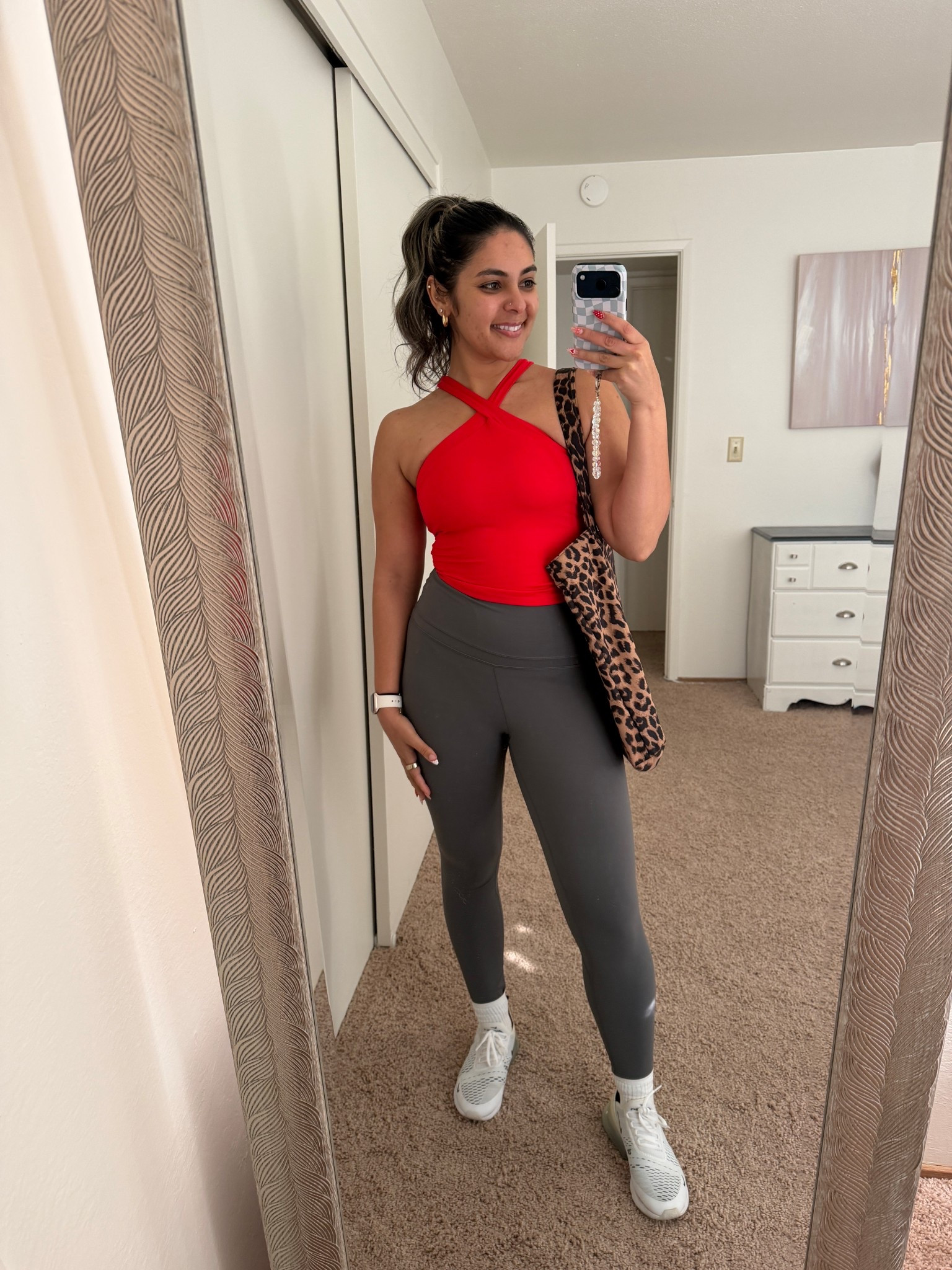 Gym outfit of the day

This workout halter is giving supportive and flattering — snatched but still comfy. Paired with my fave high-waisted leggings for that secure, sculpted fit.

#LTKdayinmylife #LTKfitnessgoals
