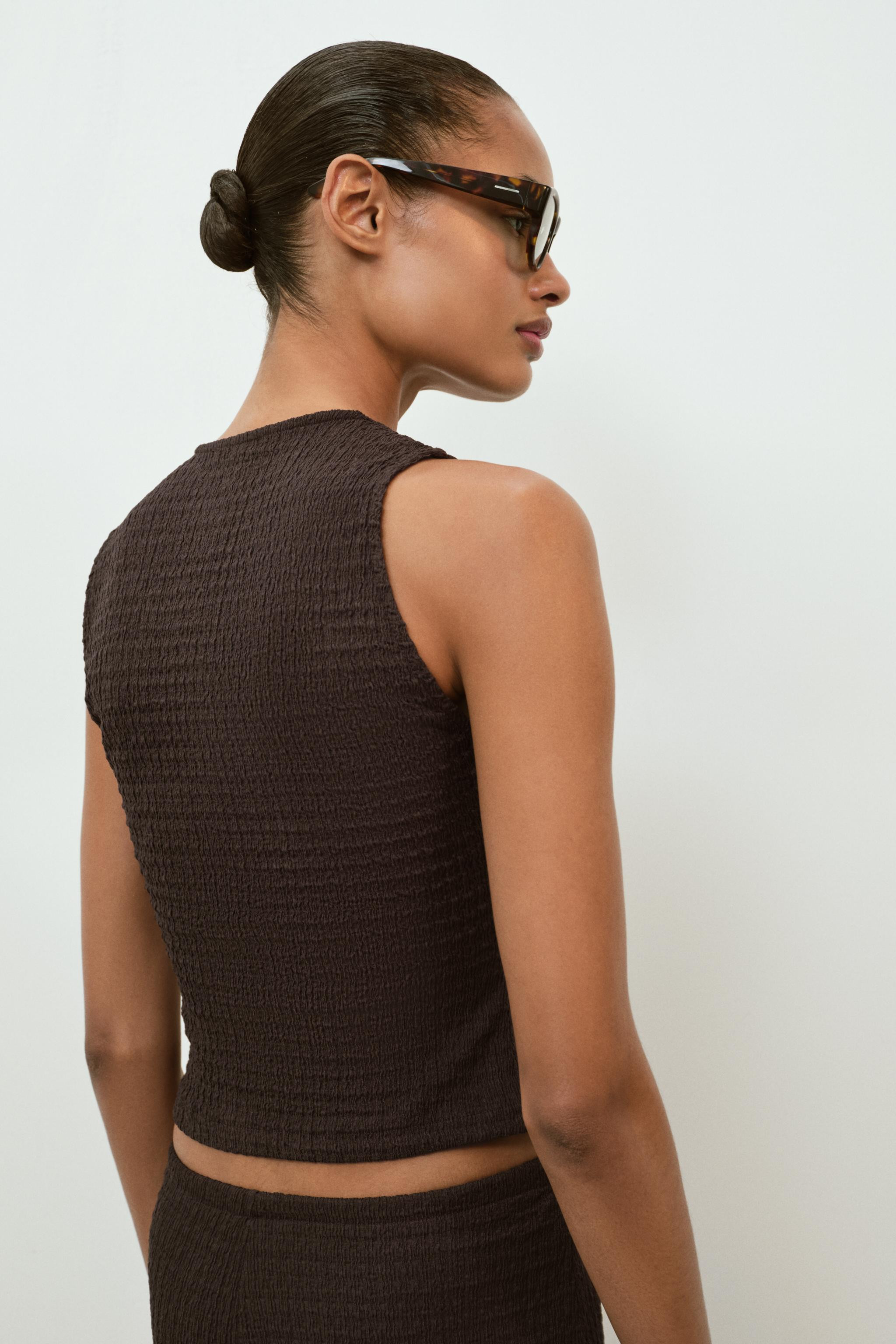 TEXTURED BUTTONED VEST TOP | Zara US