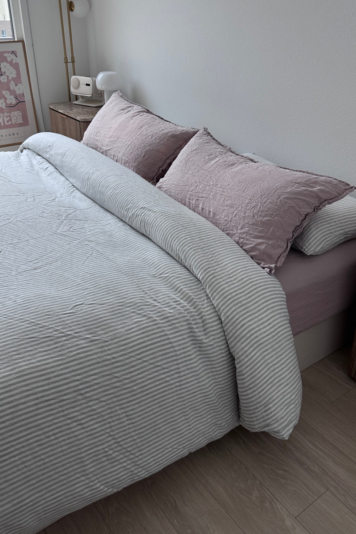 linen bedding 🤍
