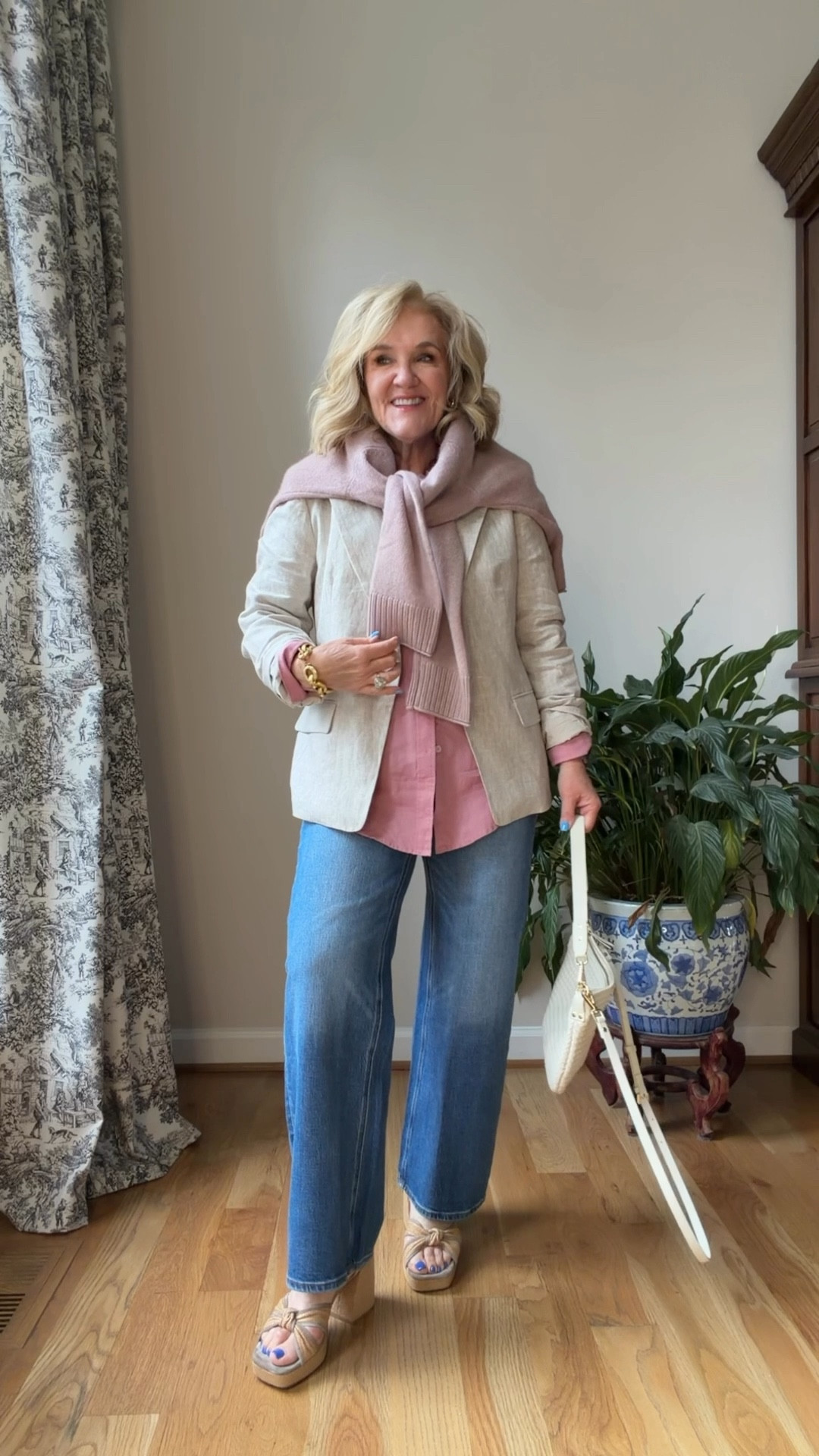 @onequince #QuincePartner 
Fresh spring styles to bring you all through the season. Work office outfits, vacation outfits, everyday casual style all included!

Sizing
Wearing size medium in most see notes below
Linen slip skirt size down if inbetween
Jeans size 29 waist inseam 28
White tee I did size up to a large


#LTKWorkwear #LTKOver40 #LTKSeasonal