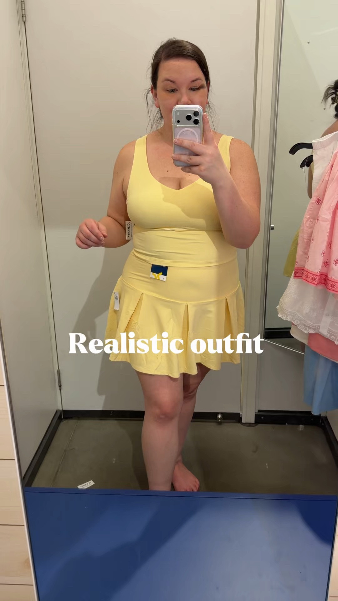Something about butter  yellow ☀️✨⭐️🍌💛
@Old Navy 
#midsize #oldnavystyle #midsizestyle #athelticwear #TryOnHaul