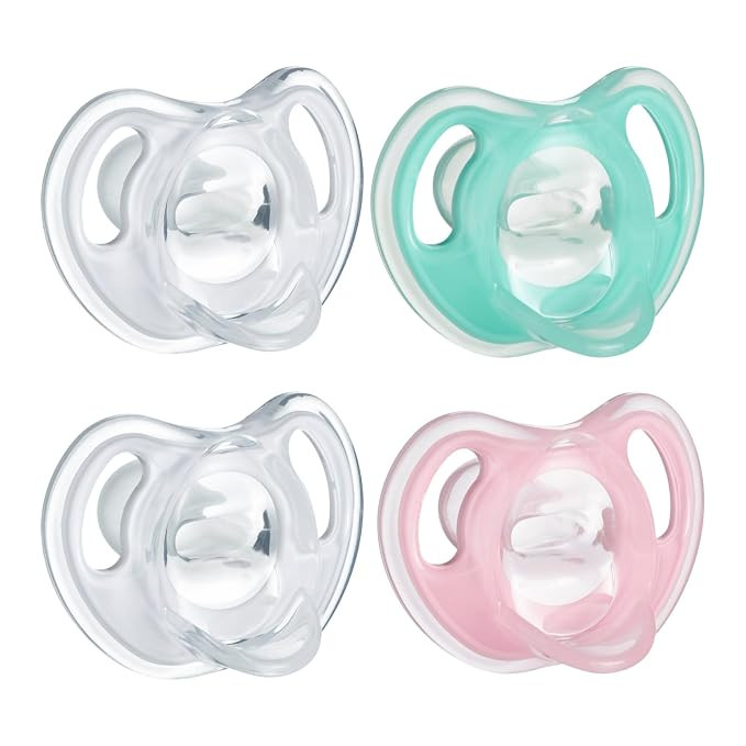 Tommee Tippee Ultra-Light Silicone Pacifier, 0-6 Months, Symmetrical One-Piece Design, BPA-Free S... | Amazon (US)