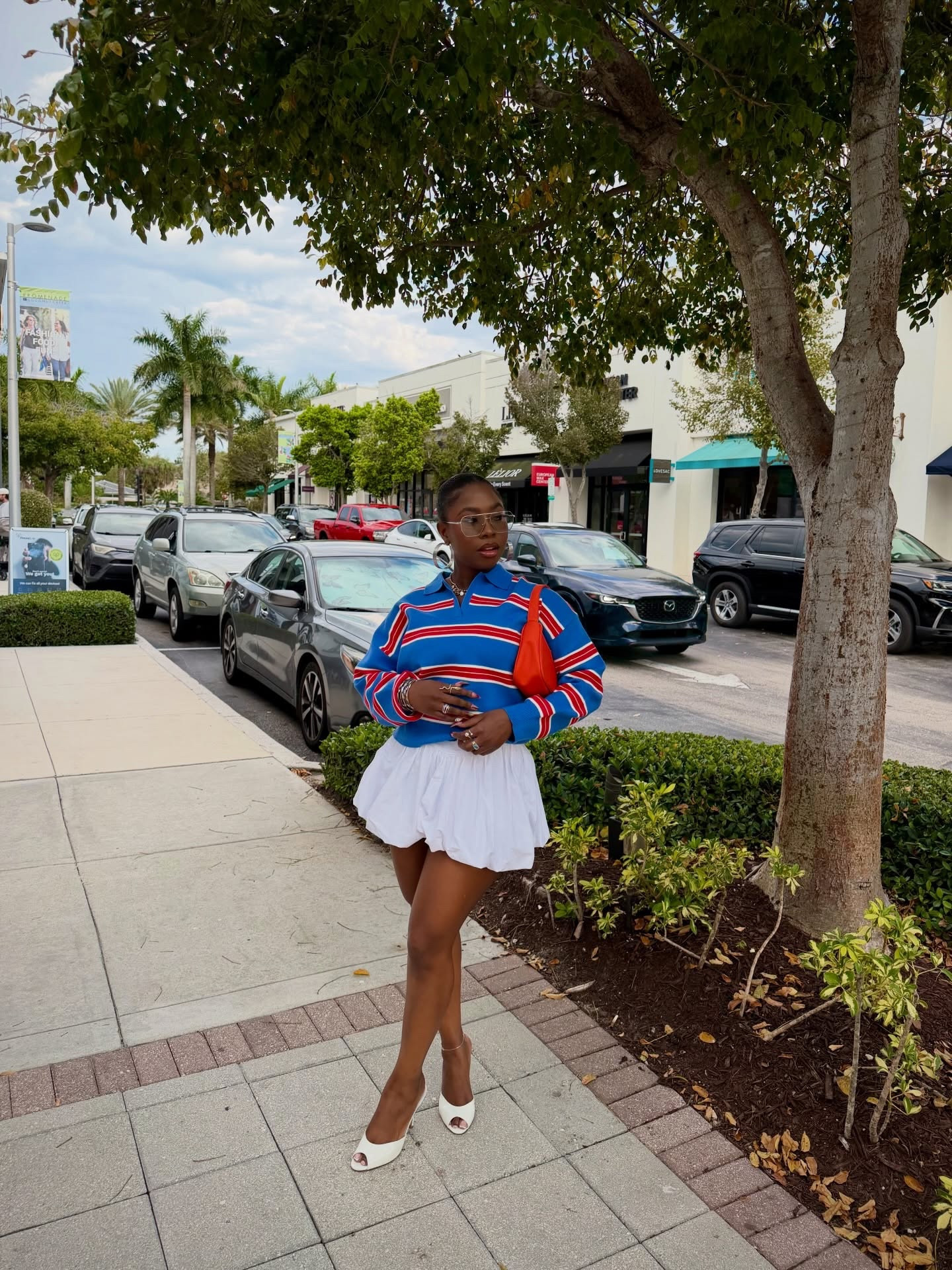 a little whimsy for the first day of spring ☺️🩵

dress & jumper @zara 
mules @stevemadden 
bag @brandonblackwoodnyc 
sunnies @12pmstudios 

#remstyles #springoutfitideas #miamiblogger #stylecreator

#LTKootd #LTKgrwm