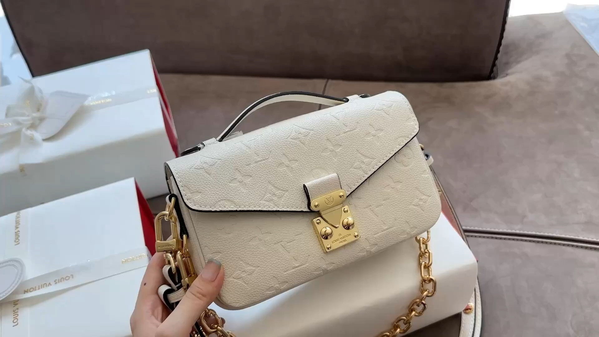 Louis Vuitton East West Métis Pochette Bag M46279 M46595 Shoulder Bag Crossbody Bag Handbag Monogram Designer Bags S-lock Crossbody Bags Handbags Luxury Fashion Totes LV bags
bag.luxufy.us｜DHgate｜DHgate Finds｜DHgate Bag｜DHgate Tote Bag | DHgate Handbags | DHgate Purses

#LTKSeasonal #LTKstyletip #LTKbeauty