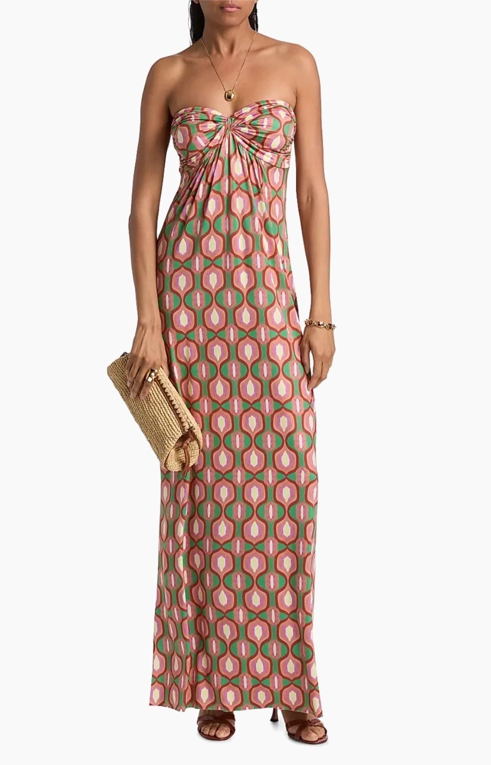 A strapless and colorful Fund summer dress.