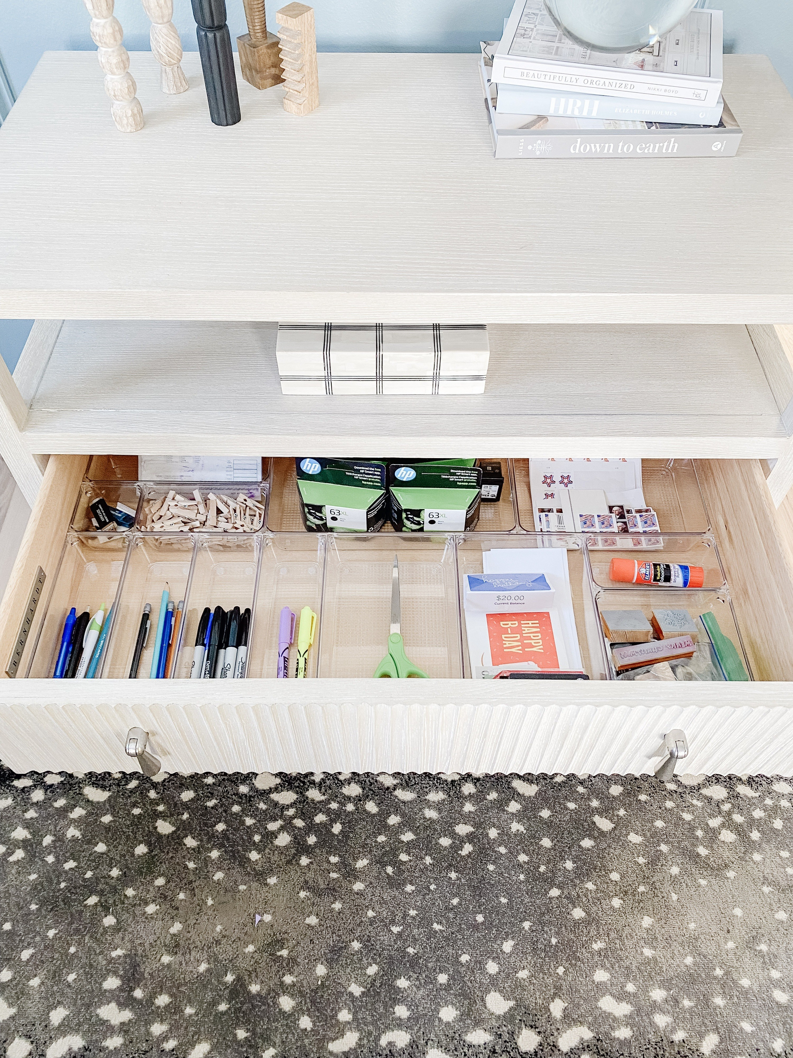 Office desk drawer organization #LTKorganize 

#LTKHome #LTKFamily #LTKFindsUnder50