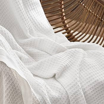 Bedsure 100% Cotton Blankets Queen Size for Bed - 405GSM Waffle Weave Blankets for Summer, White ... | Amazon (US)