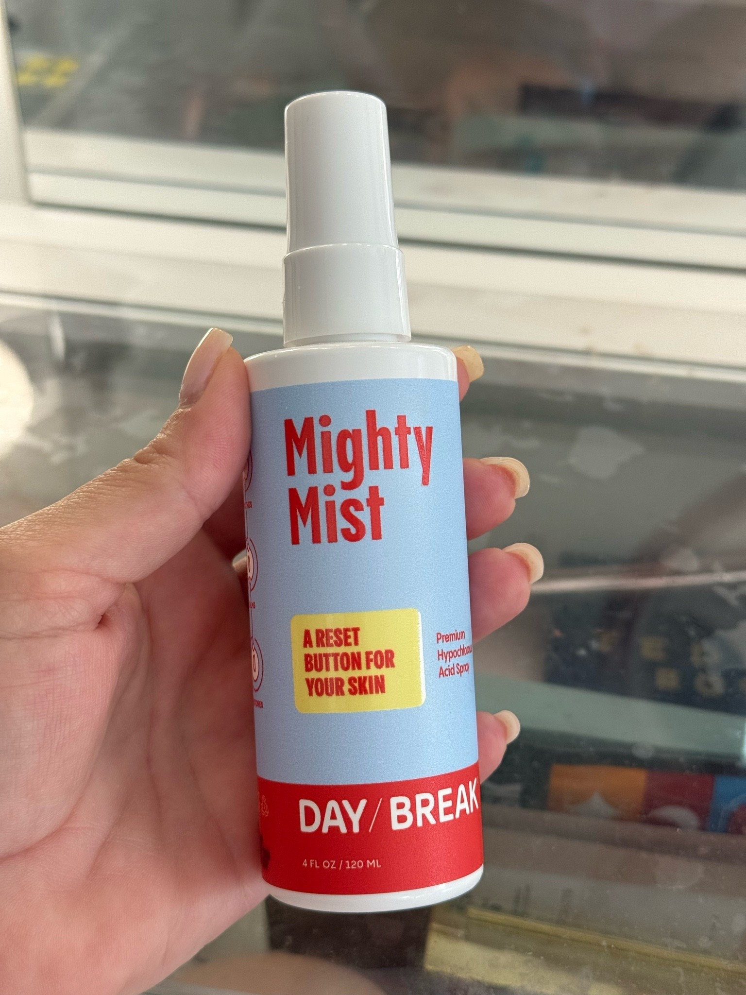 My little “reset button” for skin ✨ I’ve been keeping this Mighty Mist close for a quick refresh when my skin feels dry, dull, or just needs a little boost. Perfect for tossing in your bag, keeping on your vanity, or using before/after makeup for that hydrated glow. Linking it here 🤍

#LTKBeauty #LTKFinds #LTKSkincare #DayBreak #FaceMist #HydratedSkin #BeautyFavorites