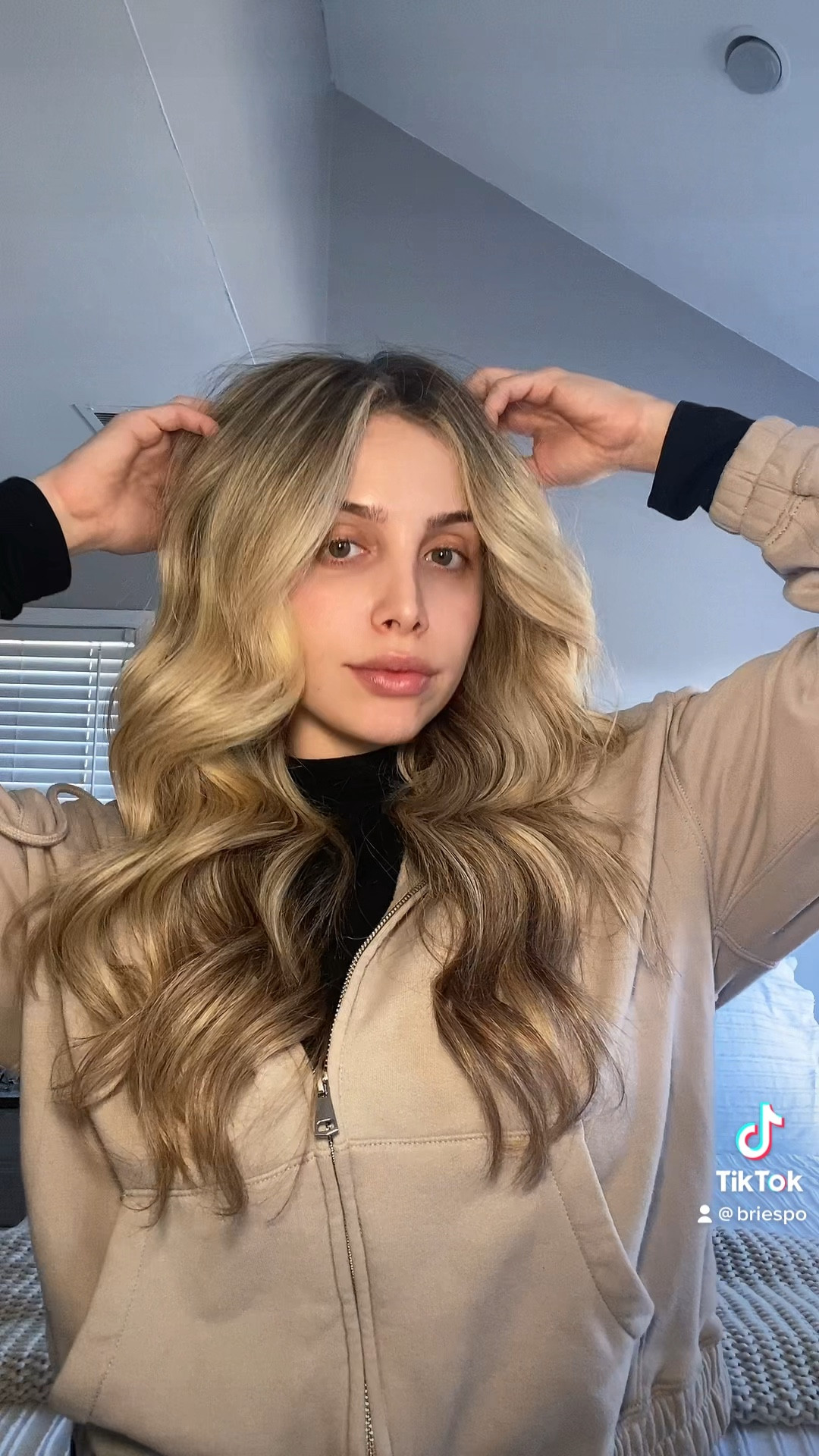 Hair curl refresh always feels amazing. I try to not use heat on my hair, but when I do, this bioionic curling iron is the only iron I trust 💁🏼‍♀️ 

#LTKstyletip #LTKunder50 #LTKbeauty