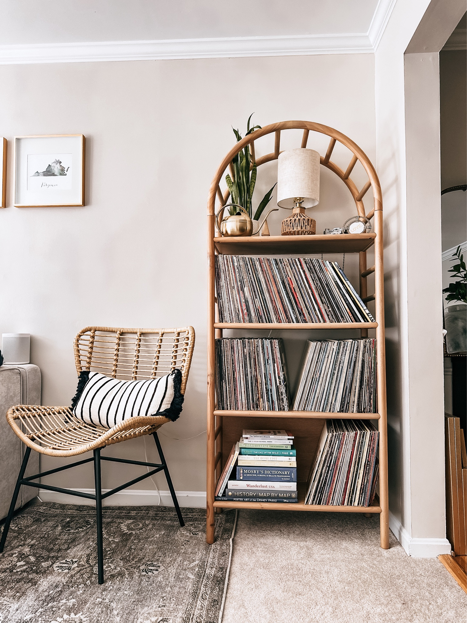 one of my ALL TIME FAVORITES is this Threshhold by Studio McGee arched shelf from Target, it goes with so many different styles of decor and the options for the wood finish are perfection 🤍

#LTKStyleTip #LTKHome #LTKVideo