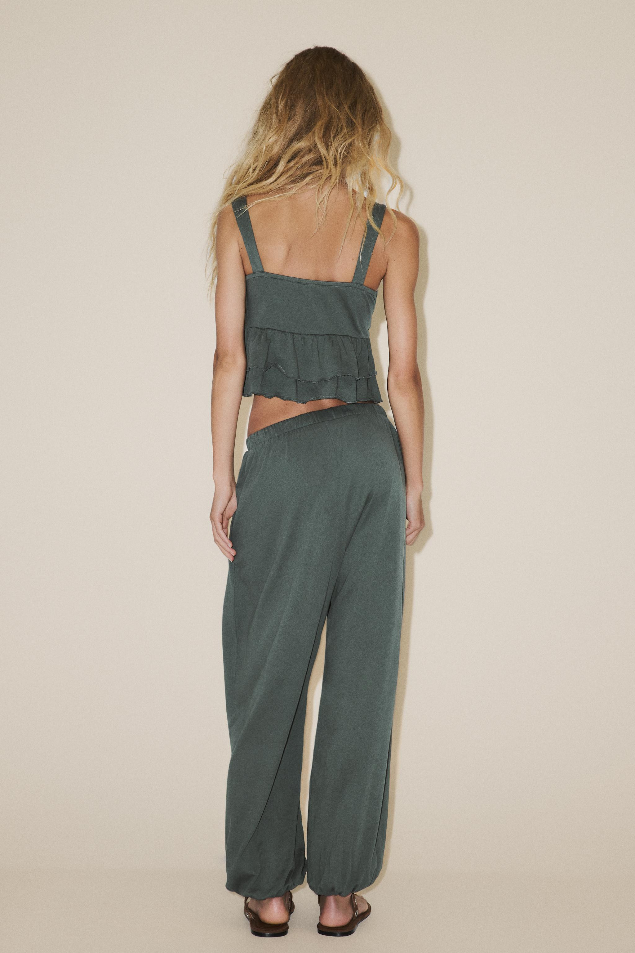 PLUMSHOSE AUS SWEATSTOFF | Zara DE