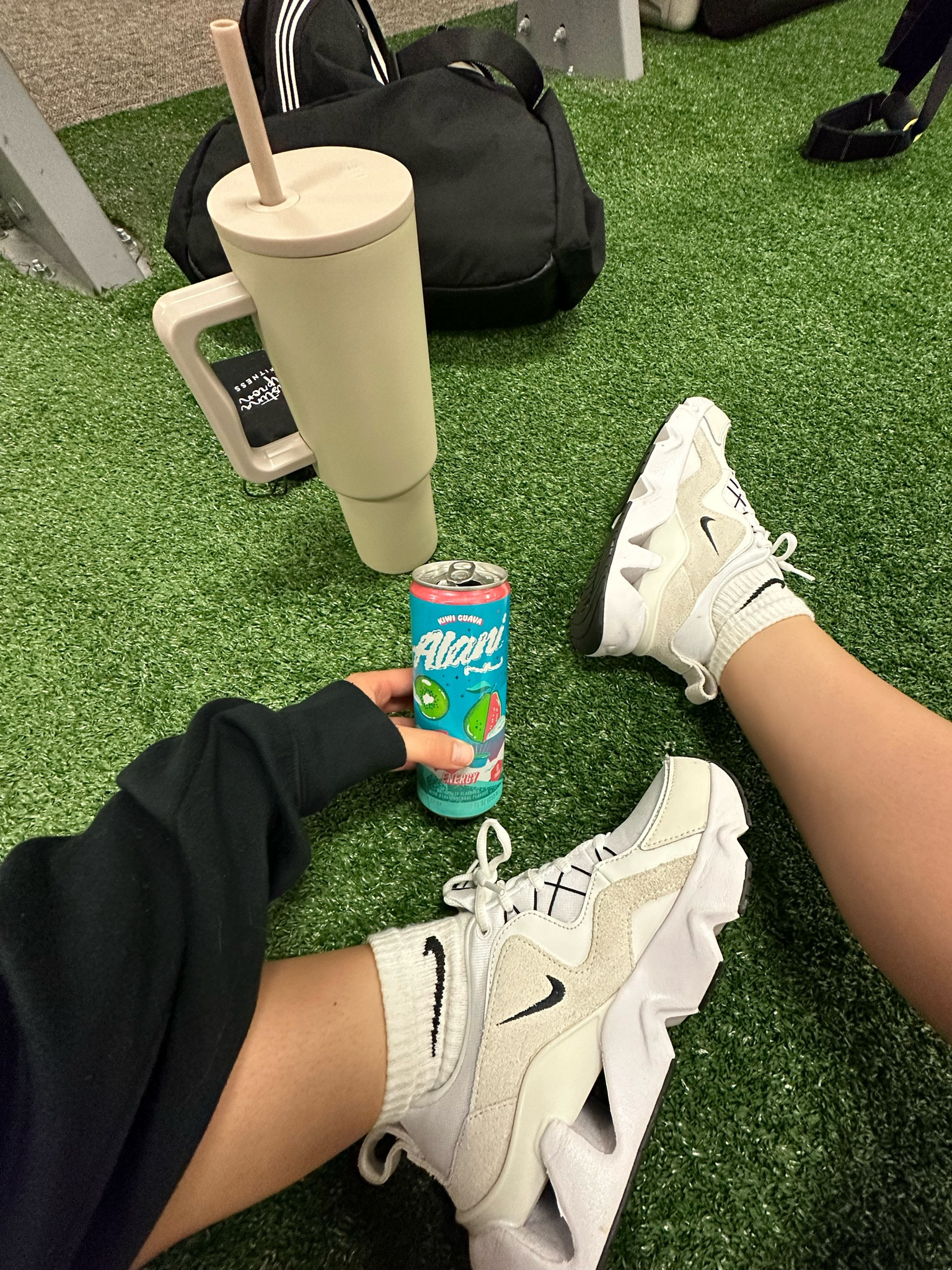 Cutest gym accessories. Cup is in birch, size small socks, 6 in shoes. 


#LTKFitness #LTKshoecrush #LTKxNSale