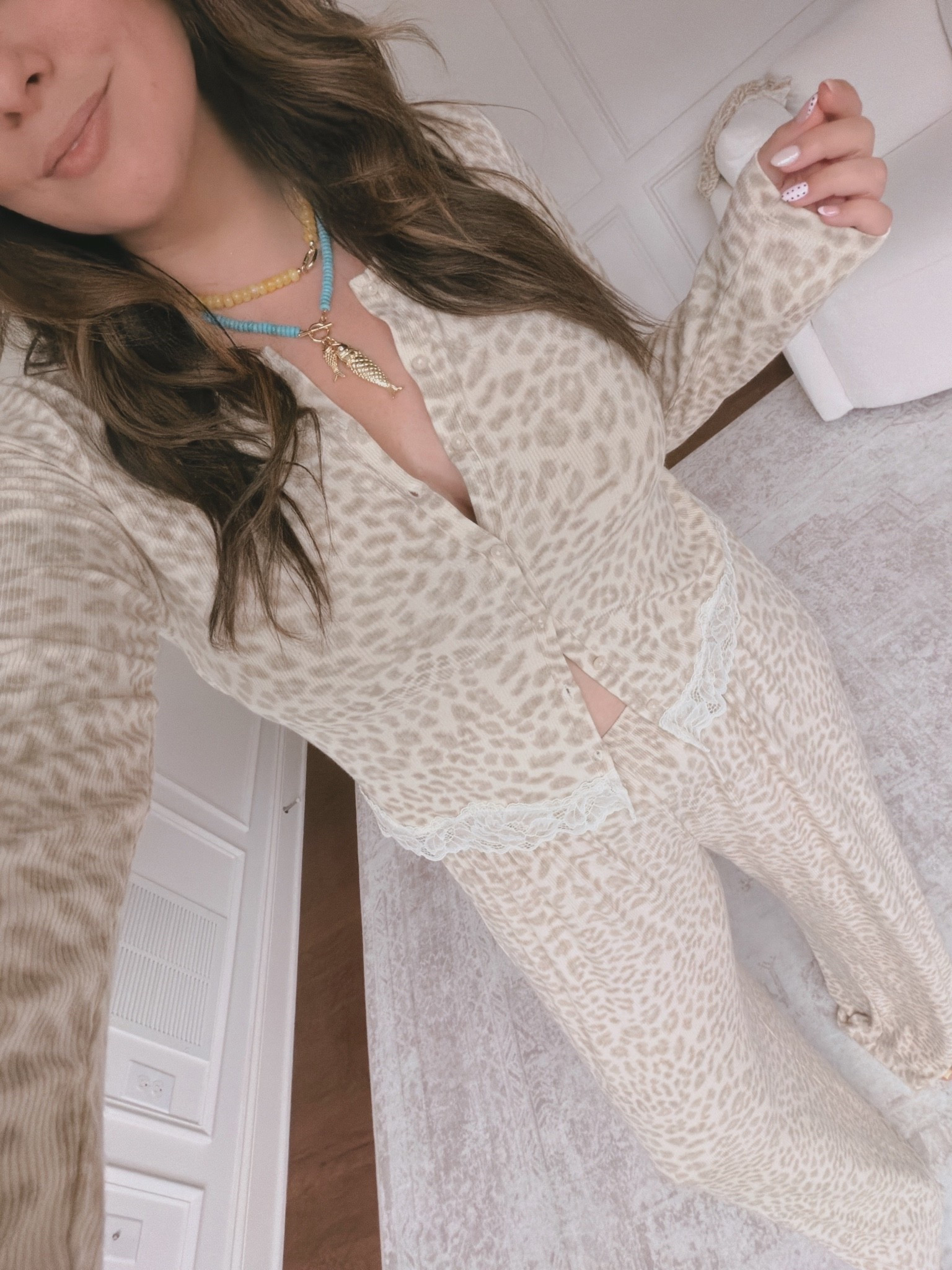 The cutest leopard set from @Aerie .. wearing a large in both pieces

#LTKootd #LTKmomlife #LTKMidsize