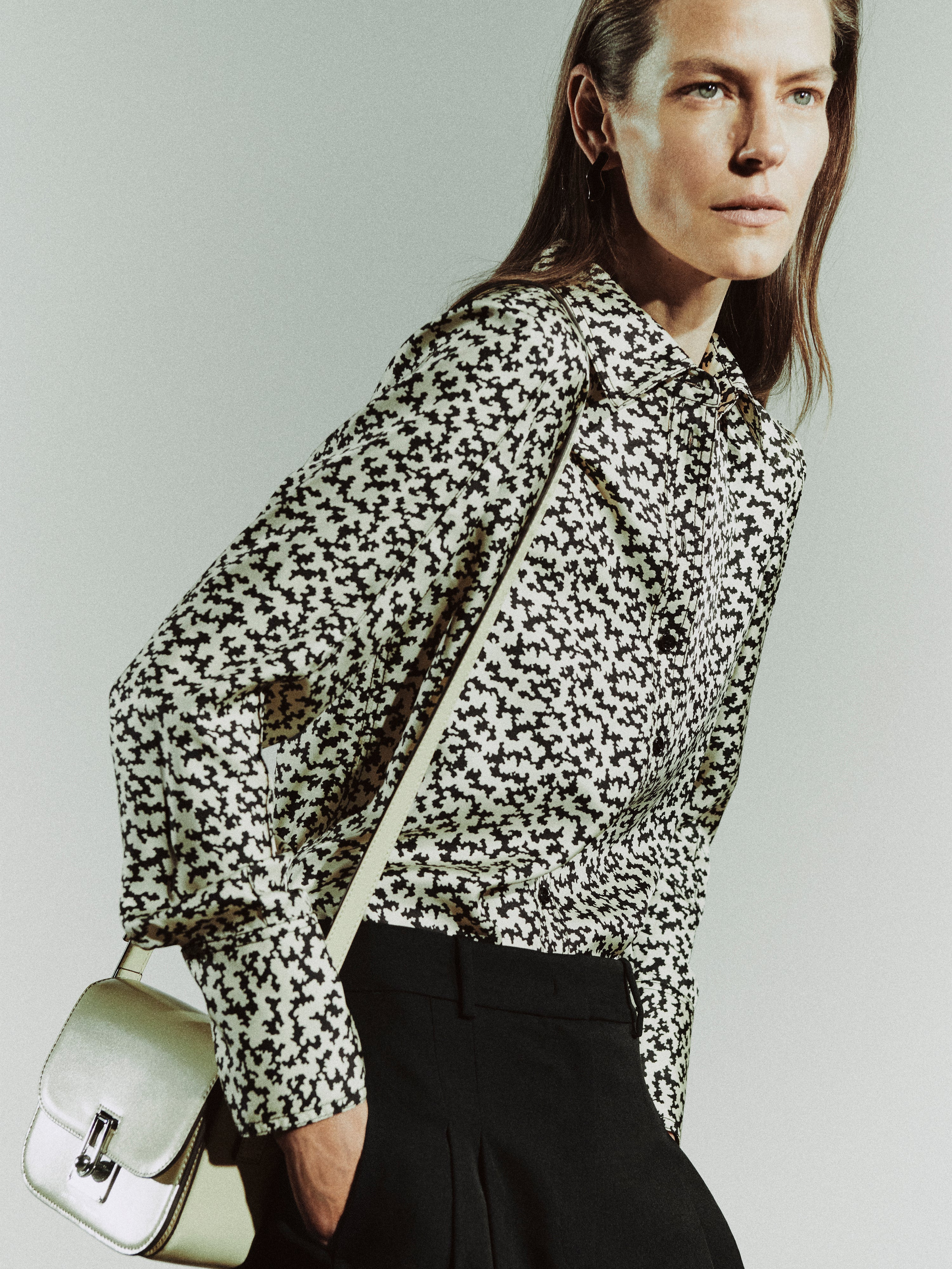 Reef Odyssy Silk Twill Shirt | Monochrome | Jigsaw (UK)