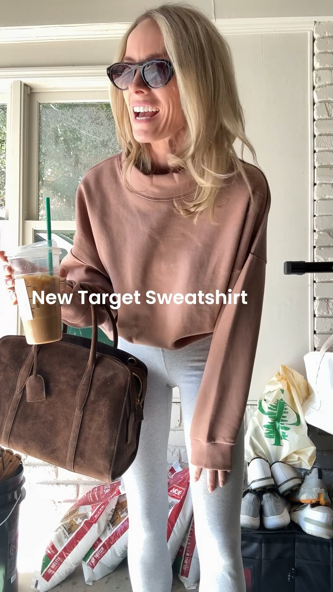 Size M!! Got in 2 colors! 