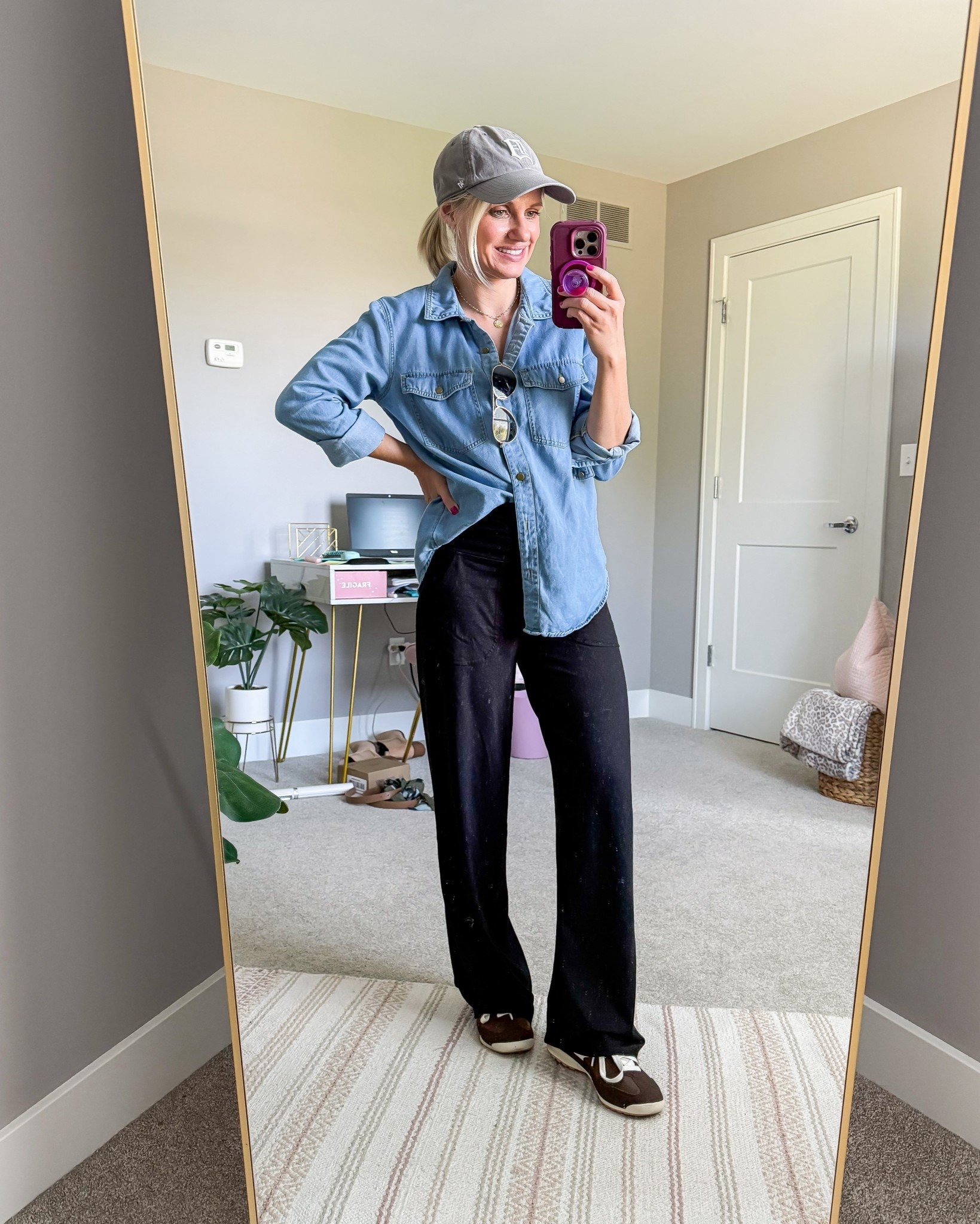 What I wore this week! 
Shirt- xs
Pants- old, linked similar 

#LTKFindsUnder50 #LTKOver40 #LTKStyleTip