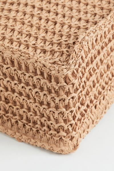 Großer Shopper aus Papierstroh | H&M (DE, AT, CH, NL, FI)