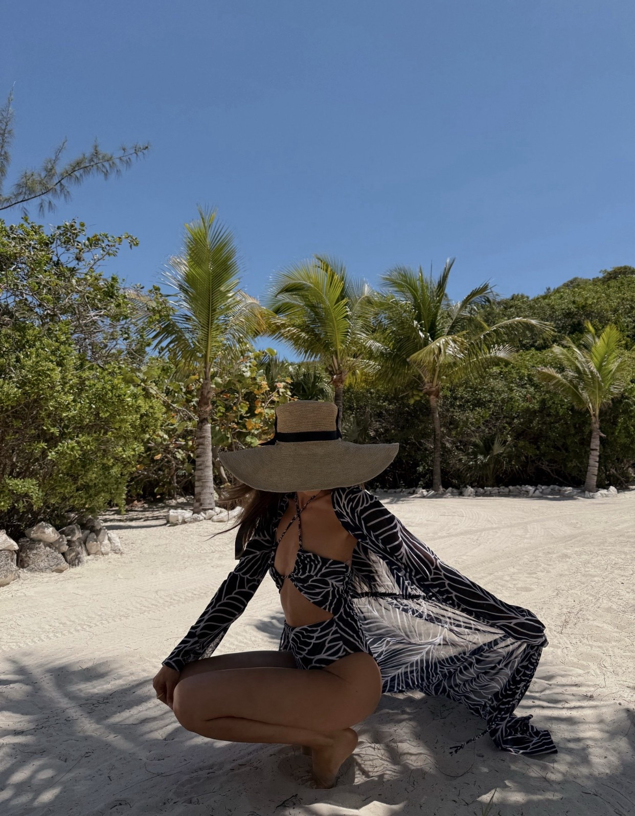 Resort outfit 🤍

Swimsuit, swim look, what I wore, Devon Windsor, spring, break, outfit, swimsuit, cover-up, one piece, hat, summer outfit, spring break, fashion

#LTKSummerEdit #LTKSeasonal #LTKSwim

#LTKTravel #LTKSeasonal #LTKootd
