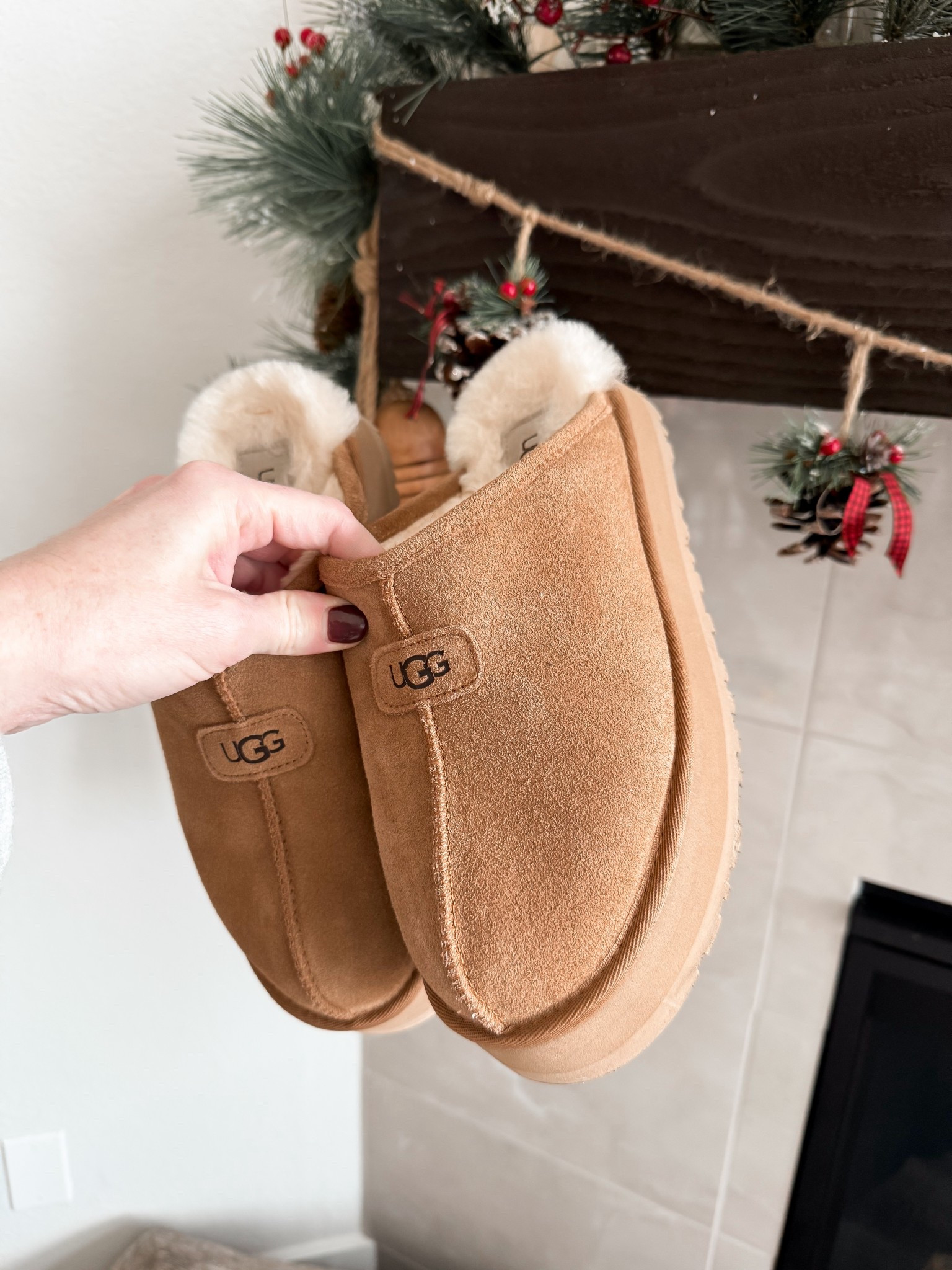 These Ugg slides are on my go-to throw on shoes in the winter and they are on sale right now for under $100! 

#LTKHoliday #LTKGiftGuide #LTKFindsUnder100