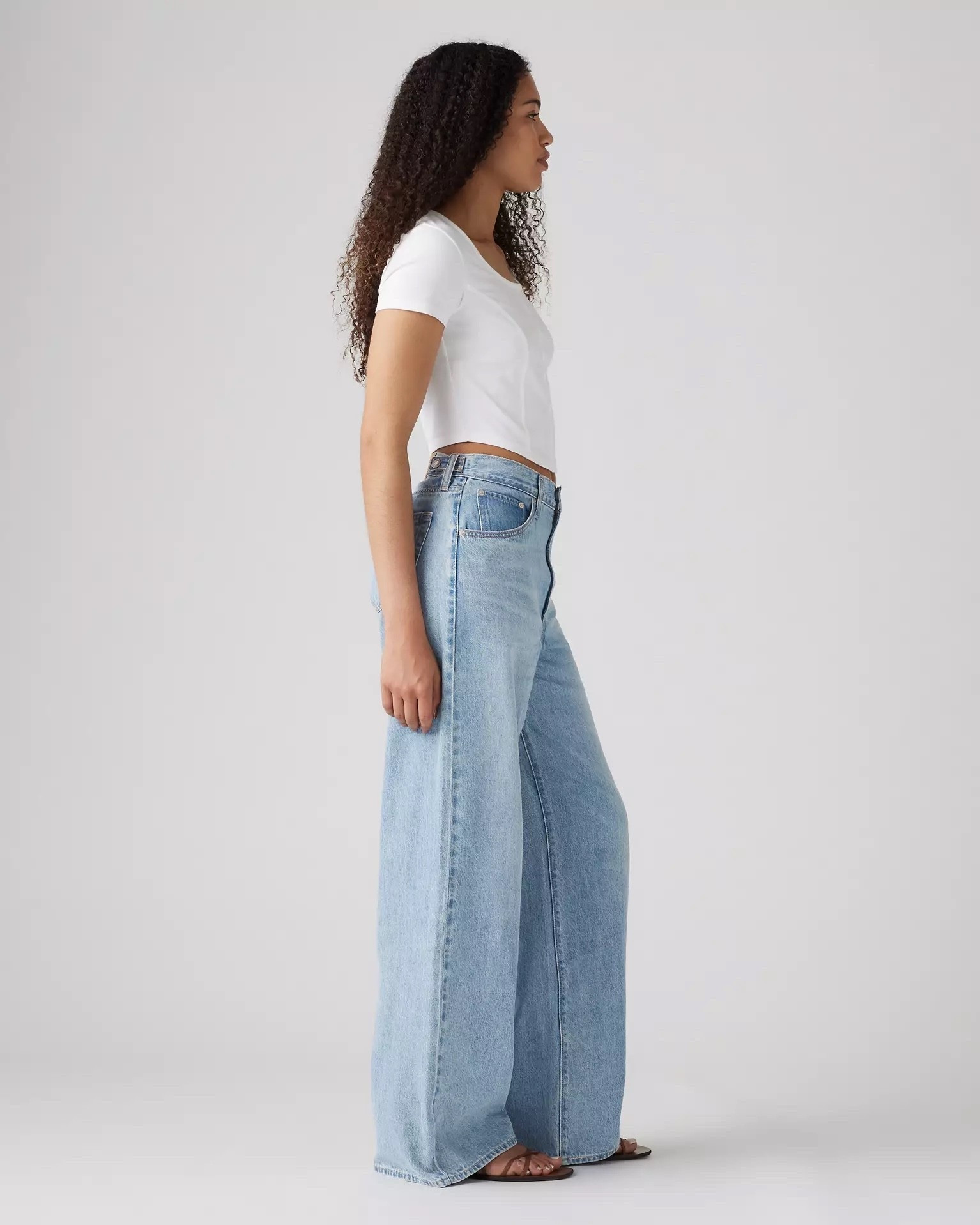 Just ordered these 28x31 cinch waist is my favorite kind and this is non barrel 

#levis #levidenim

#LTKHoliday #LTKGiftGuide #LTKgrwm