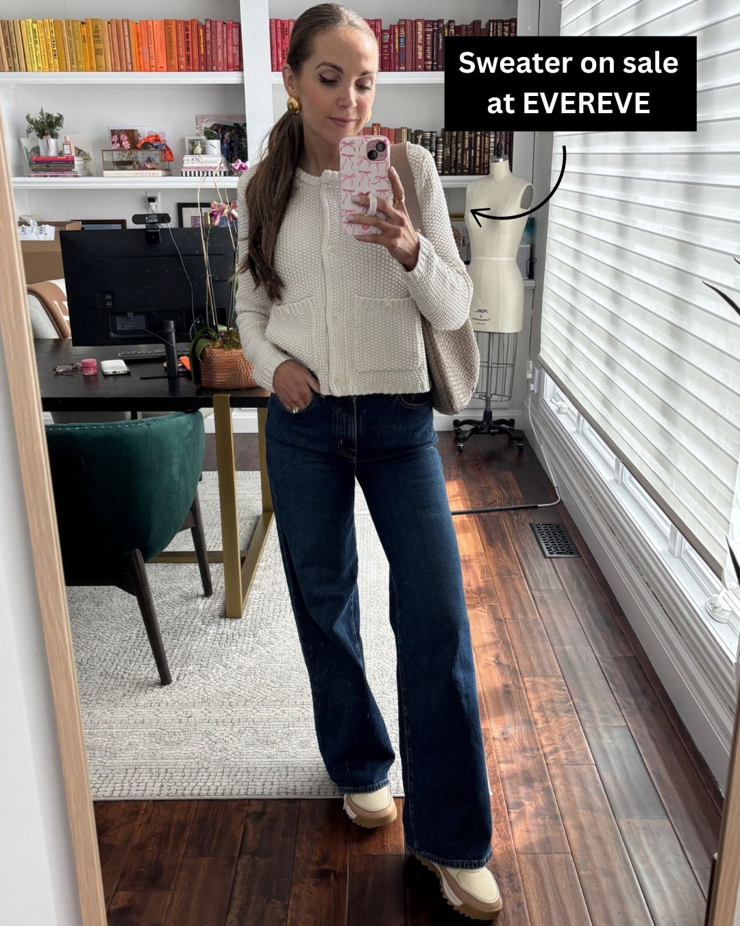 @evereve spring sale find- I’ve been loving this white structured cardigan sweater! 

#LTKSeasonal #LTKSaleAlert #LTKFindsUnder100