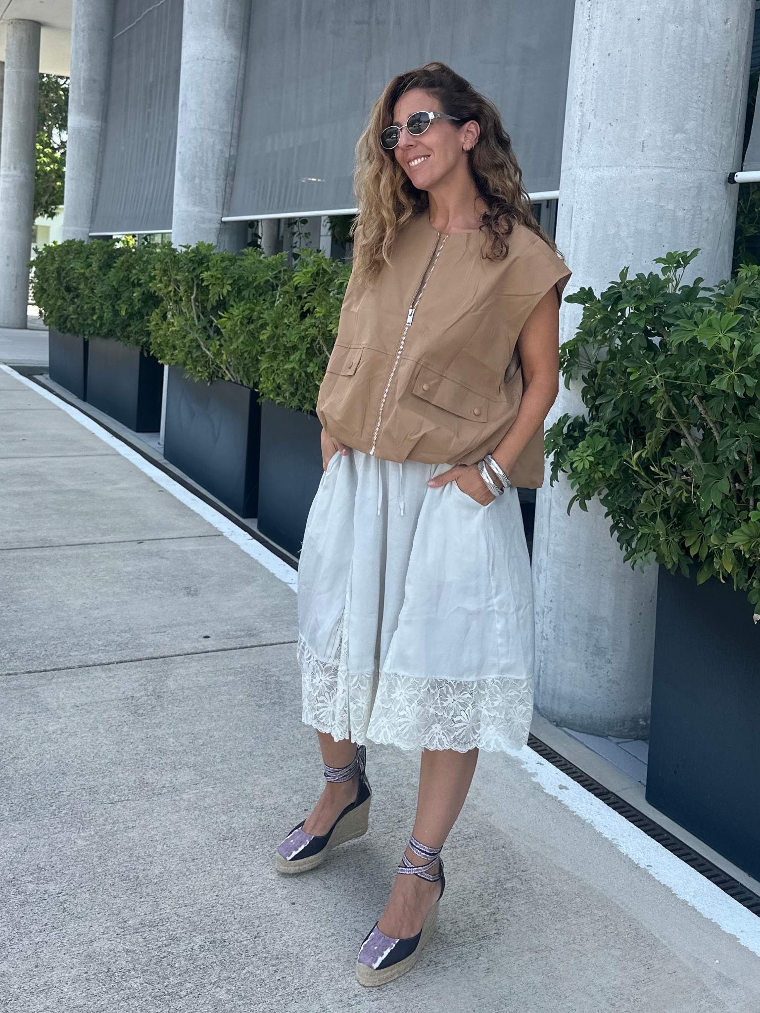 Casual day in Bermuda’s and a best 

#LTKFindsUnder100 #LTKMidsize #LTKOver40