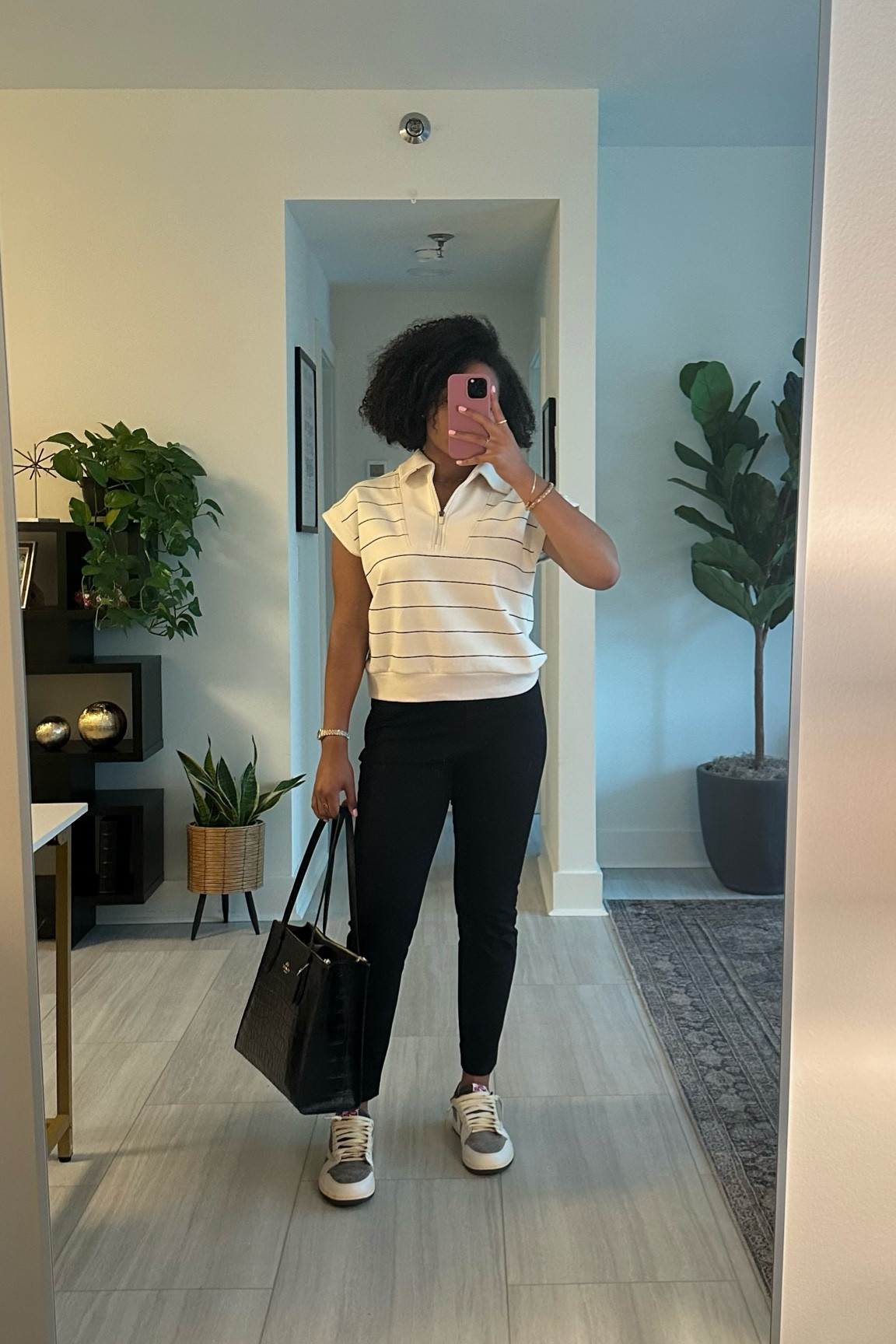 Work ootd

Shoes are Travis Scott’s Jordan lows 

Too is from a store called bliss in Knoxville! 

#LTKWorkwear