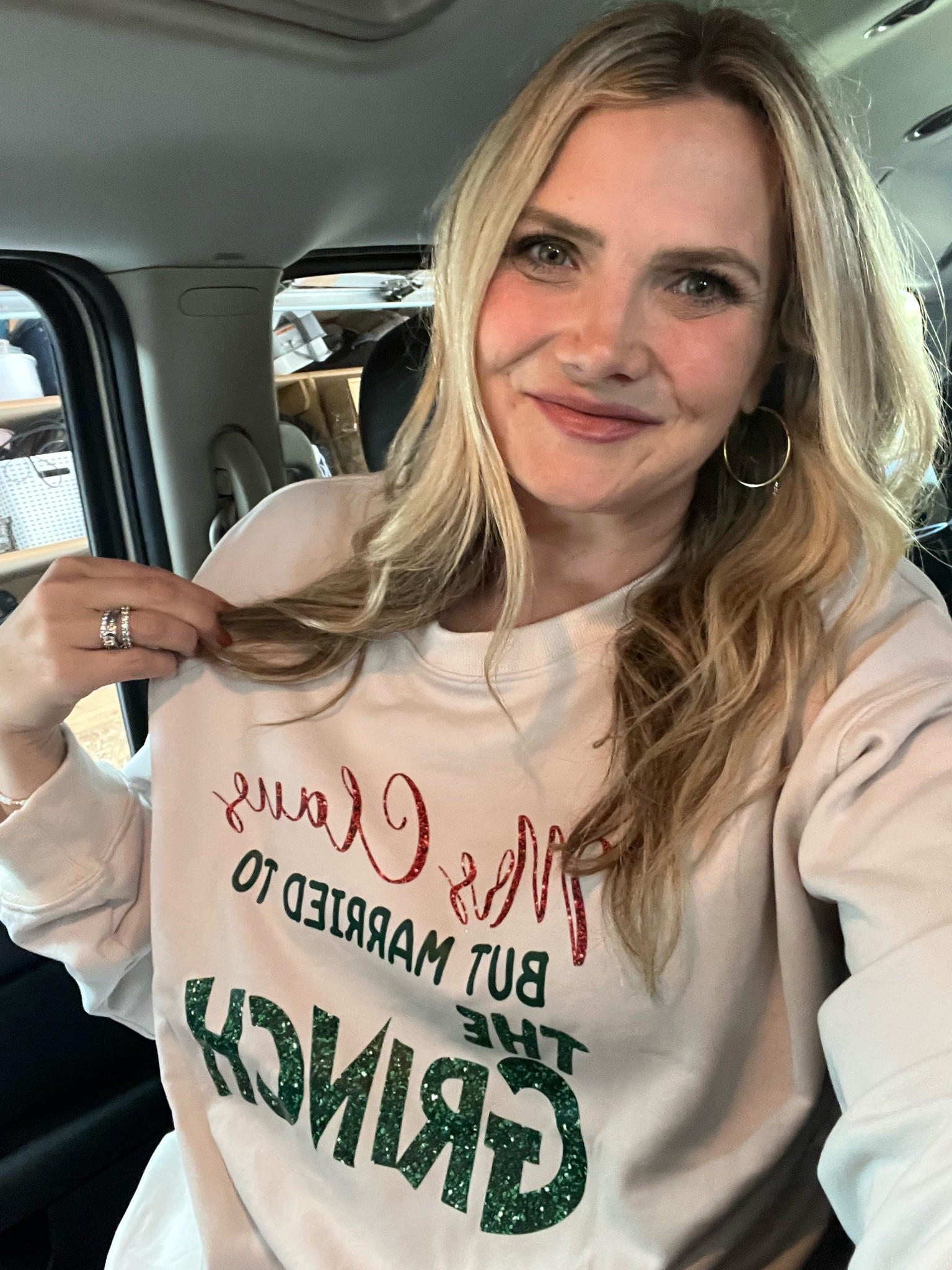 Mrs. Claus, but married to the grinch sweatshirt…

#LTKHoliday #LTKfindsunder100 #LTKSeasonal