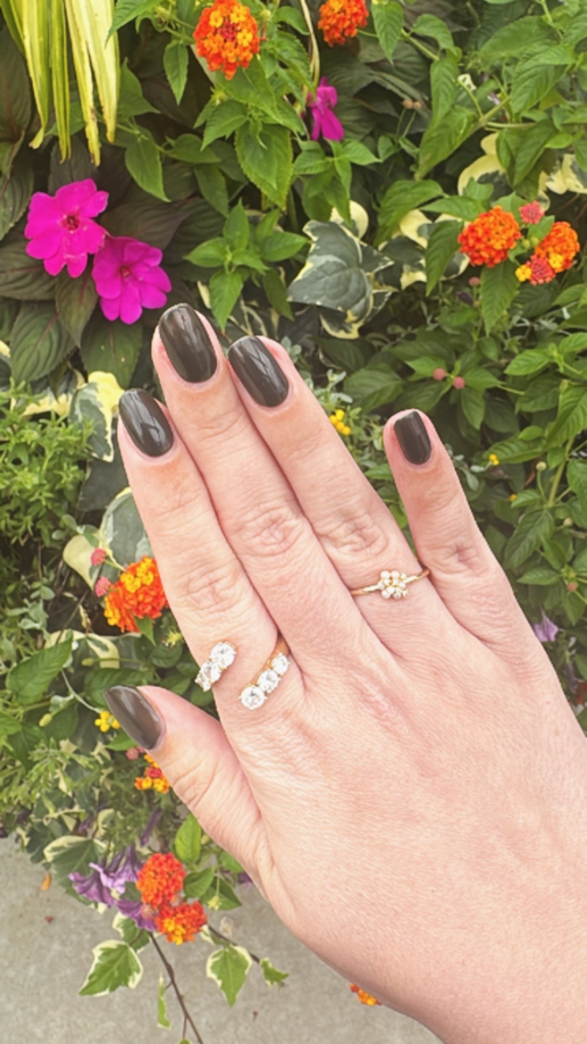 Fall manicure inspo 💚🍁🍂💅🏼 // OPI Things I’ve Seen in Aber Green nail polish, diamond ring, pearl ring 

#LTKSeasonal #LTKFindsUnder50 #LTKBeauty