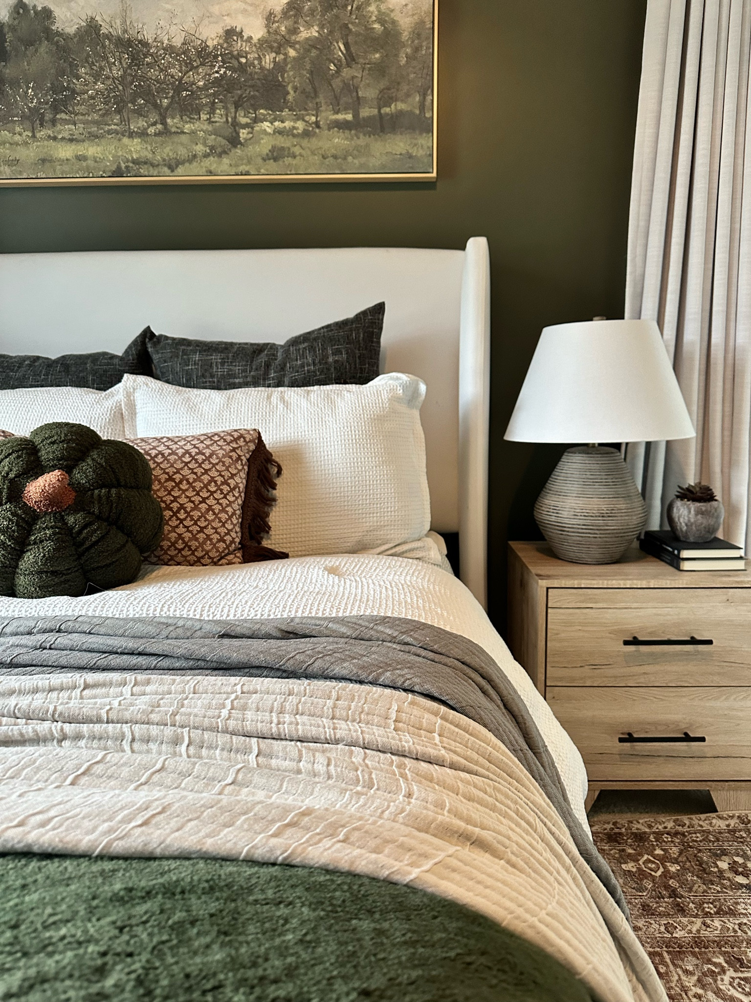 Guest Bedroom Items

#LTKSeasonal #LTKhome