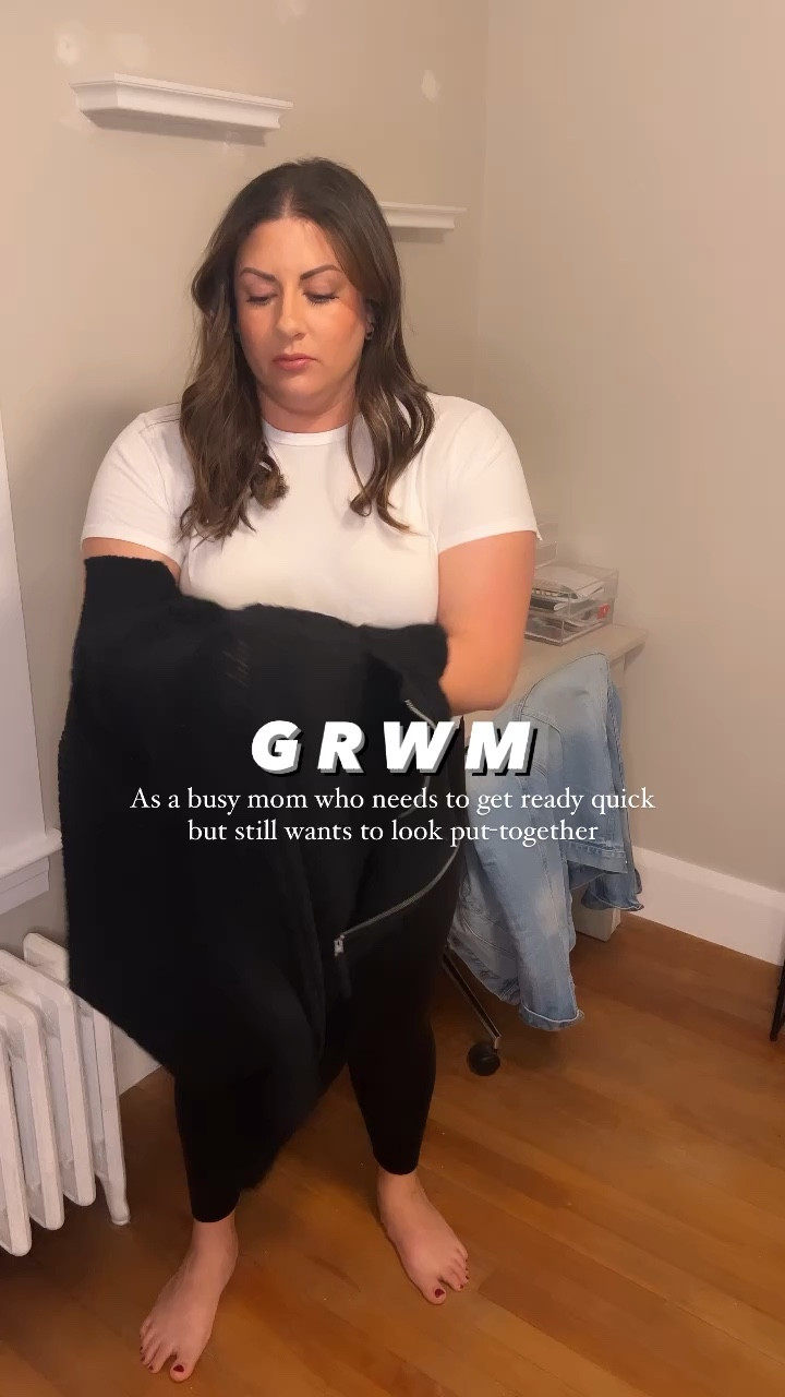 This outfit is so easy to throw on but still look put-together! L sweater/XL tee/L leggings. 



#LTKHoliday #LTKSeasonal #LTKCyberWeek