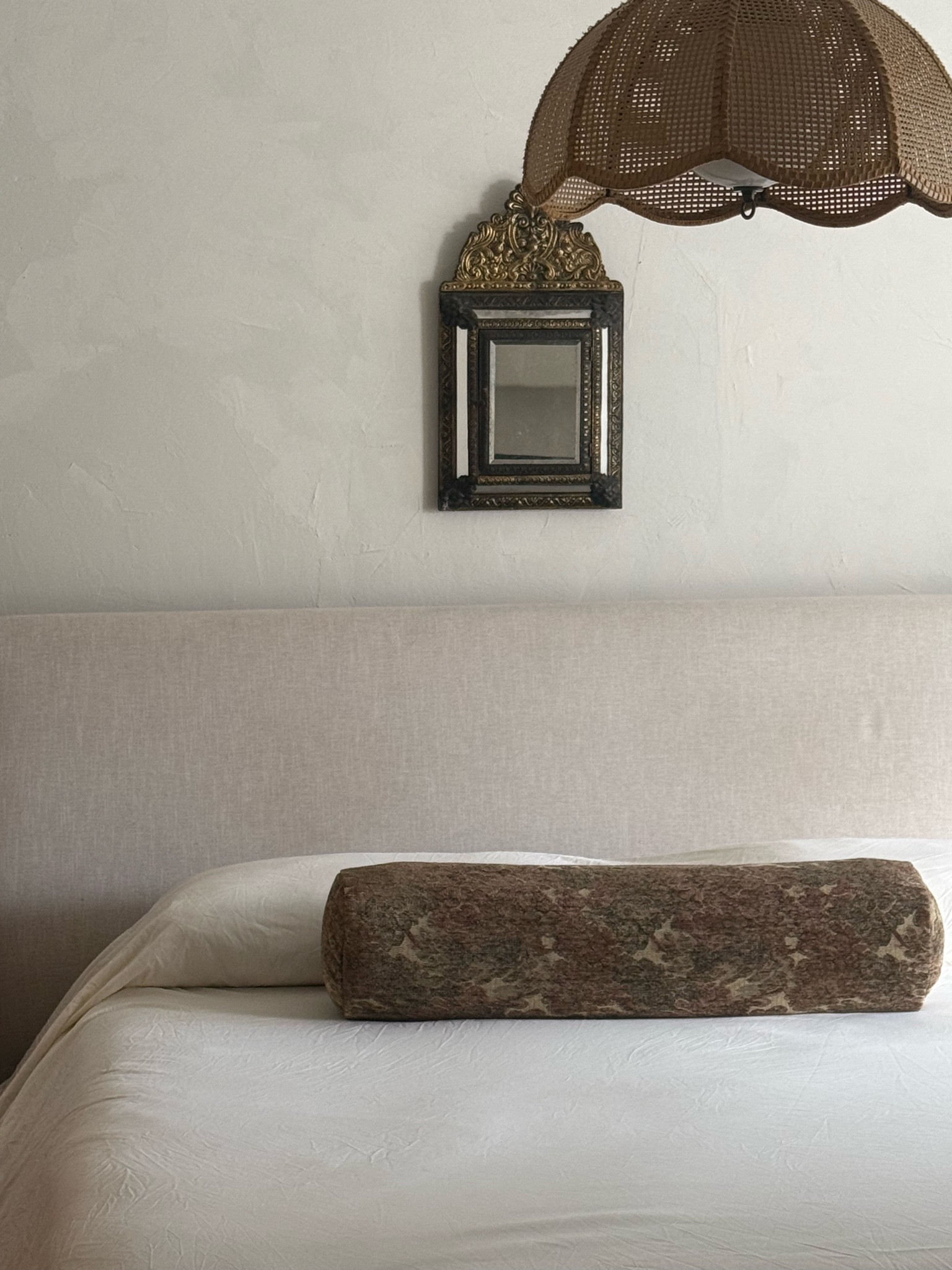 Bedroom details

#LTKHome #LTKGiftGuide