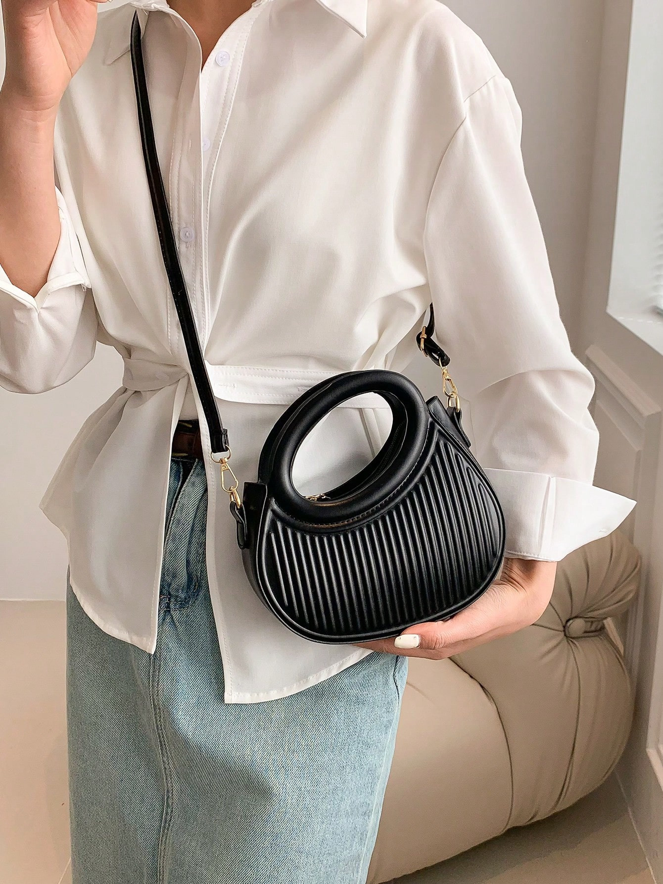 Fashion Black Niche Design French Gentle Lady New Trend Commuter Date Hand-Held One-Shoulder Cros... | SHEIN