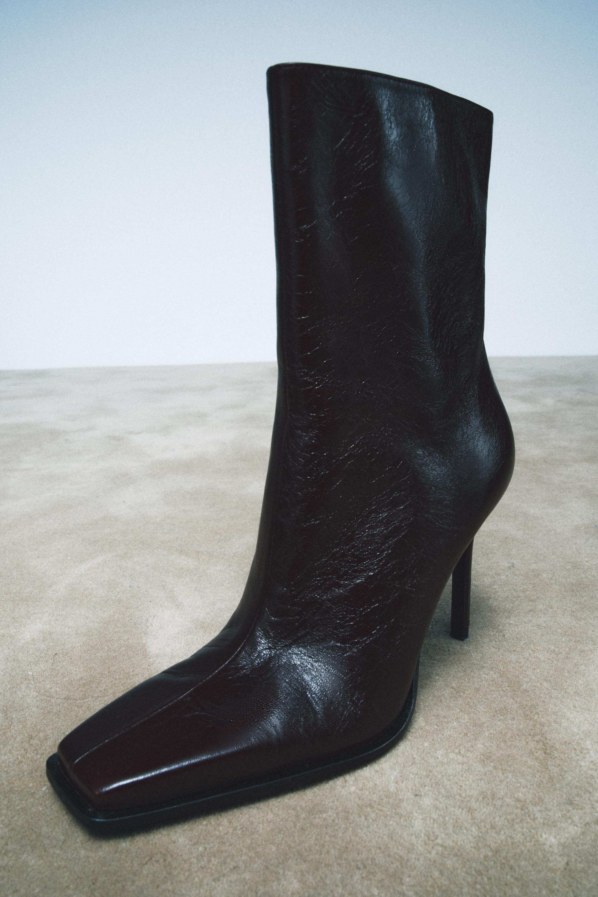 LIMITED EDITION LEATHER ANKLE BOOTS WITH SQUARE TOES | Zara UK