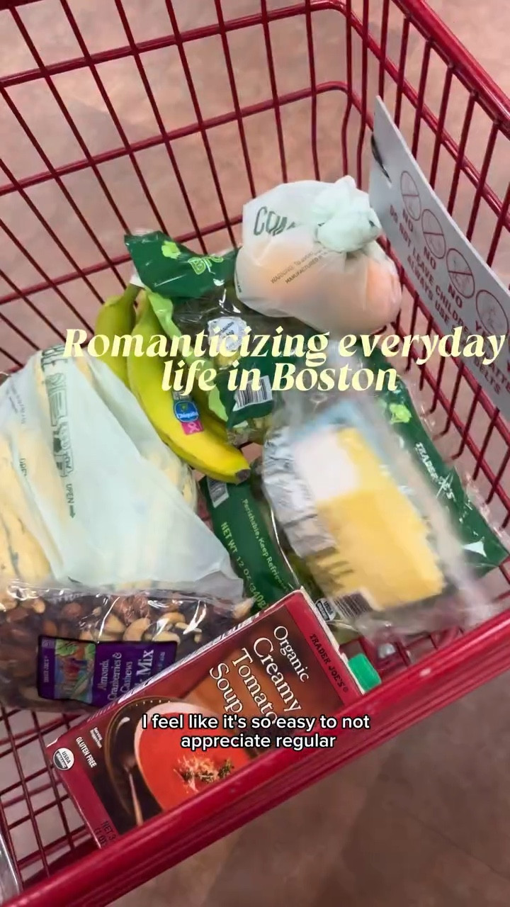 Spend a regular degular day with me in Boston. Working out, running errands and taking care of my hair. 

Share & follow @jones_tiara 

@ultabeauty @theouai @cecred @bspokestudios @sheamoisture @blankstreet 

#bostonvlog #bostontiktok #dimlvlog #vlogtok #bostoninfluencer #bspoke #braidtakedown #natural4chair