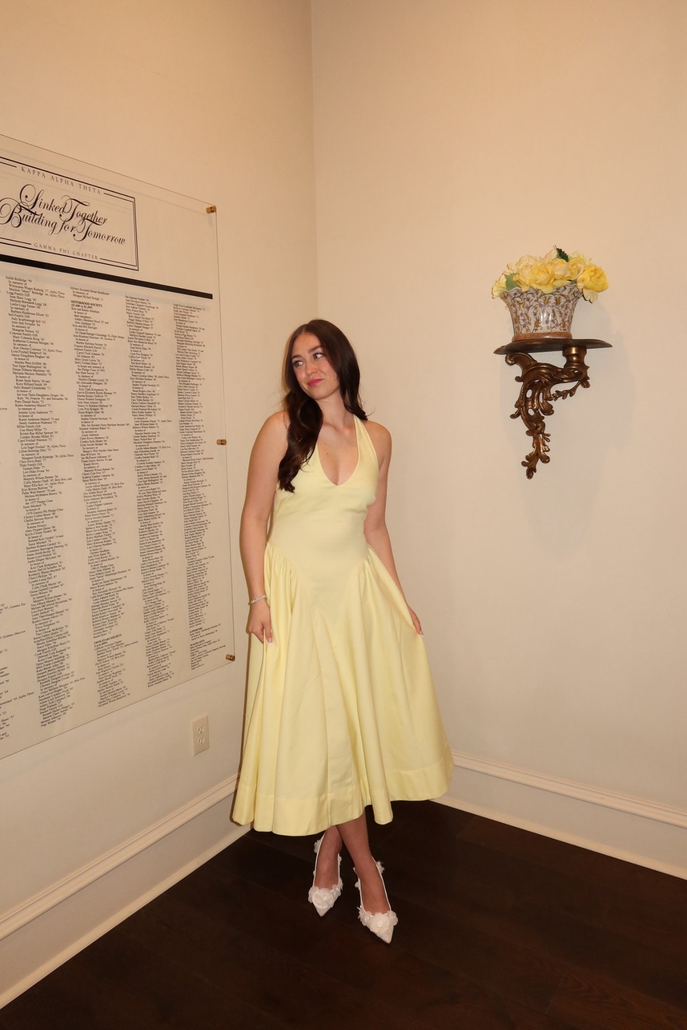 I’m a sucker for anything yellow (but bonus points for the bow on the back!) 

#LTKSeasonal #LTKSpringSale #LTKootd