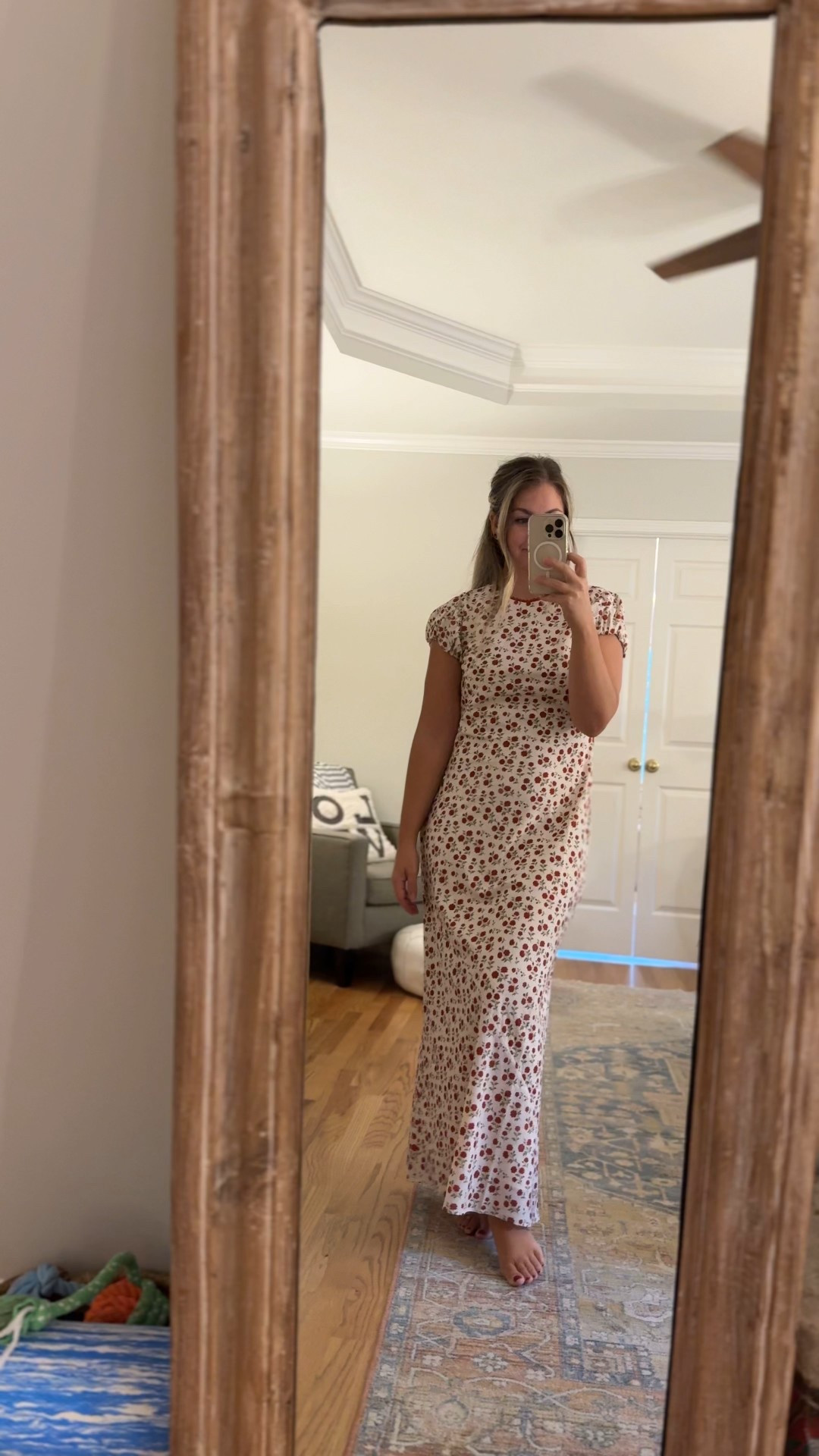 This dress is perfect for the holidays. 😍 Wearing a small

#LTKSeasonal #LTKHoliday #LTKFamily