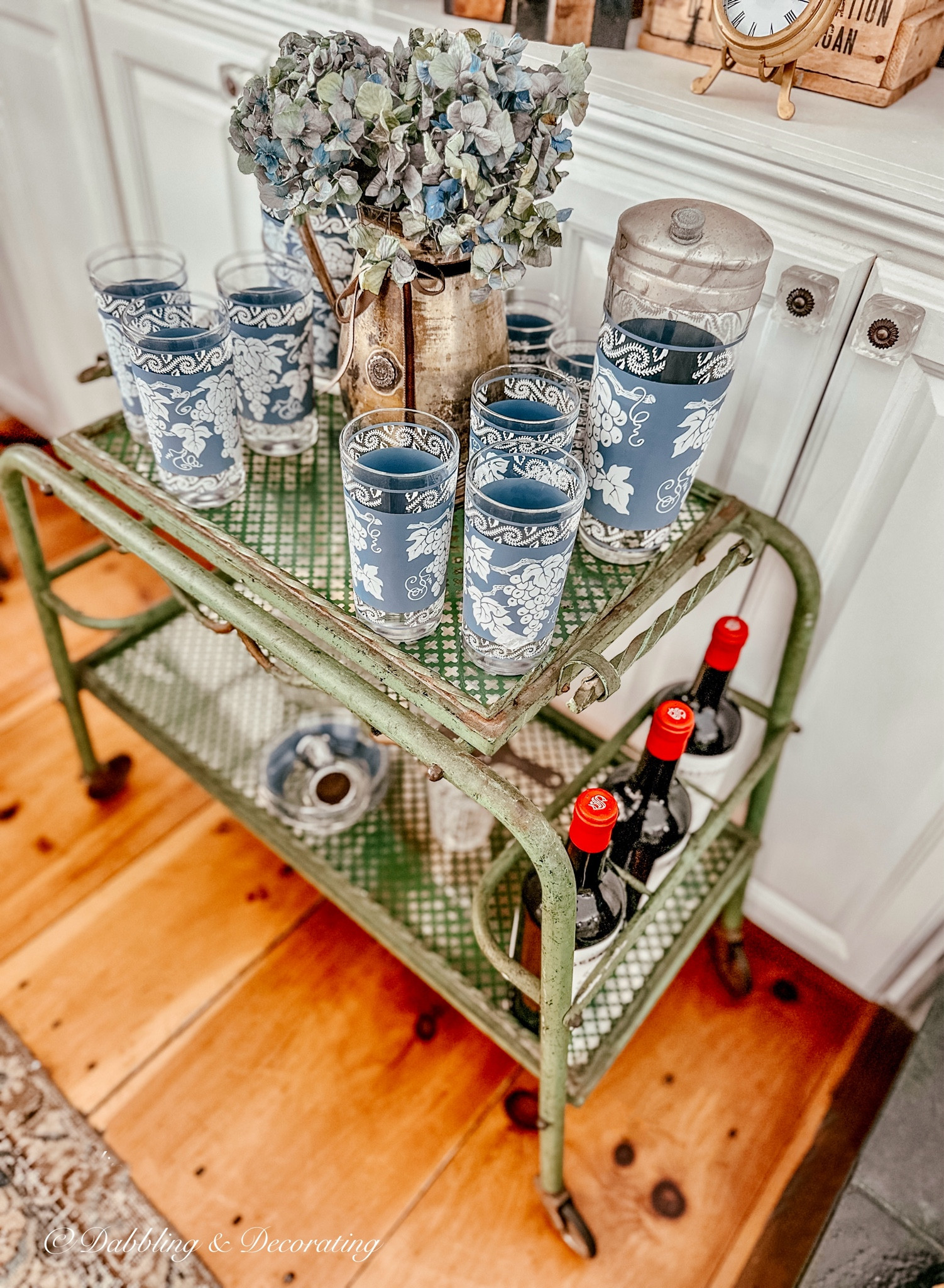 Antique Bar Cart: 15 Eclectic Ways to Vintage Style

#LTKHome