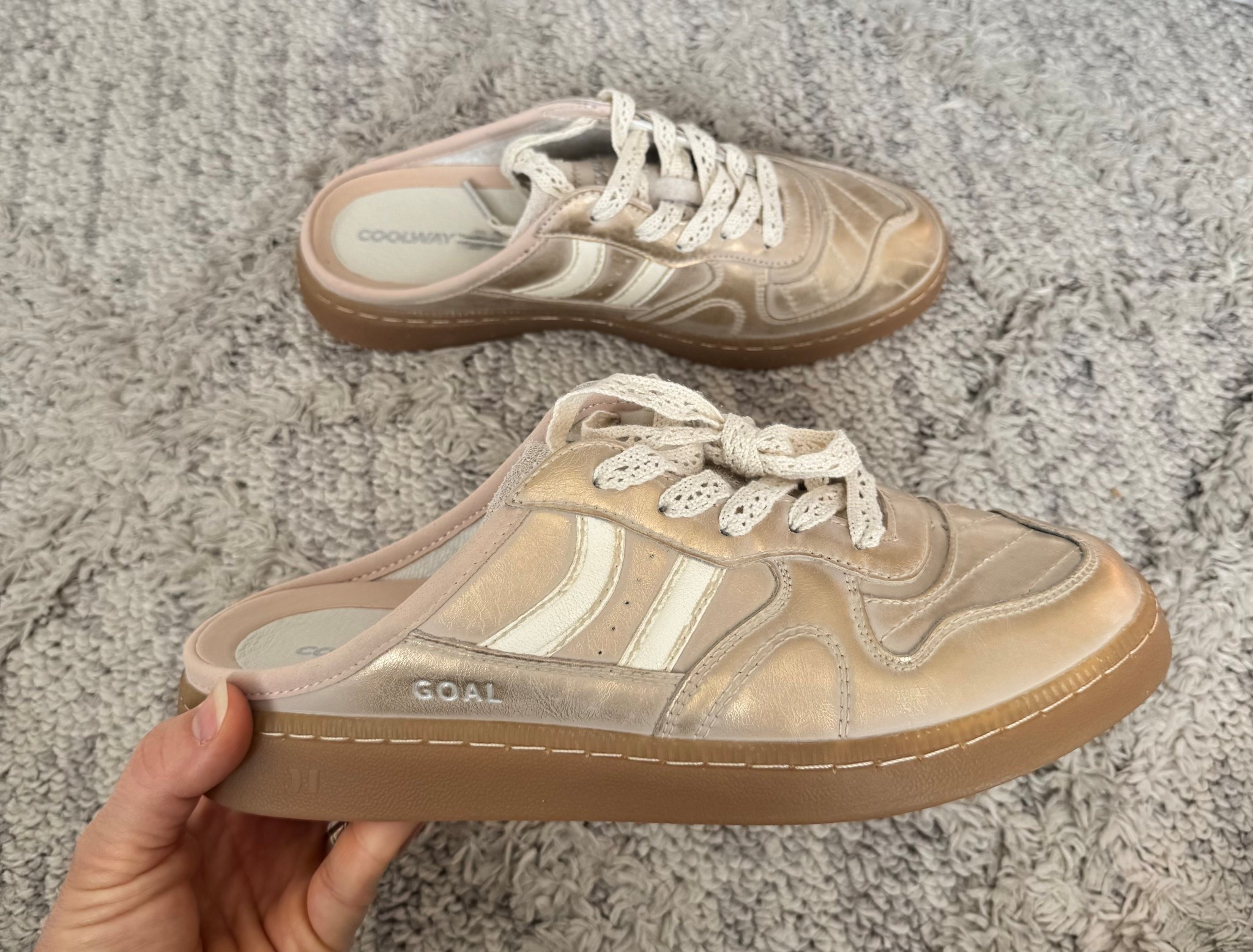 Are these not the cutest shoes you’ve ever seen?? Holy moly! Worth every single penny! 