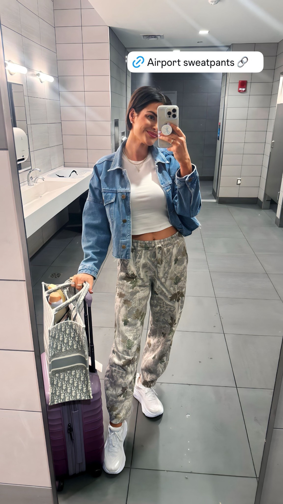 love these pants for traveling (OOTD)

#LTKTravel #LTKSeasonal #LTKFindsUnder100